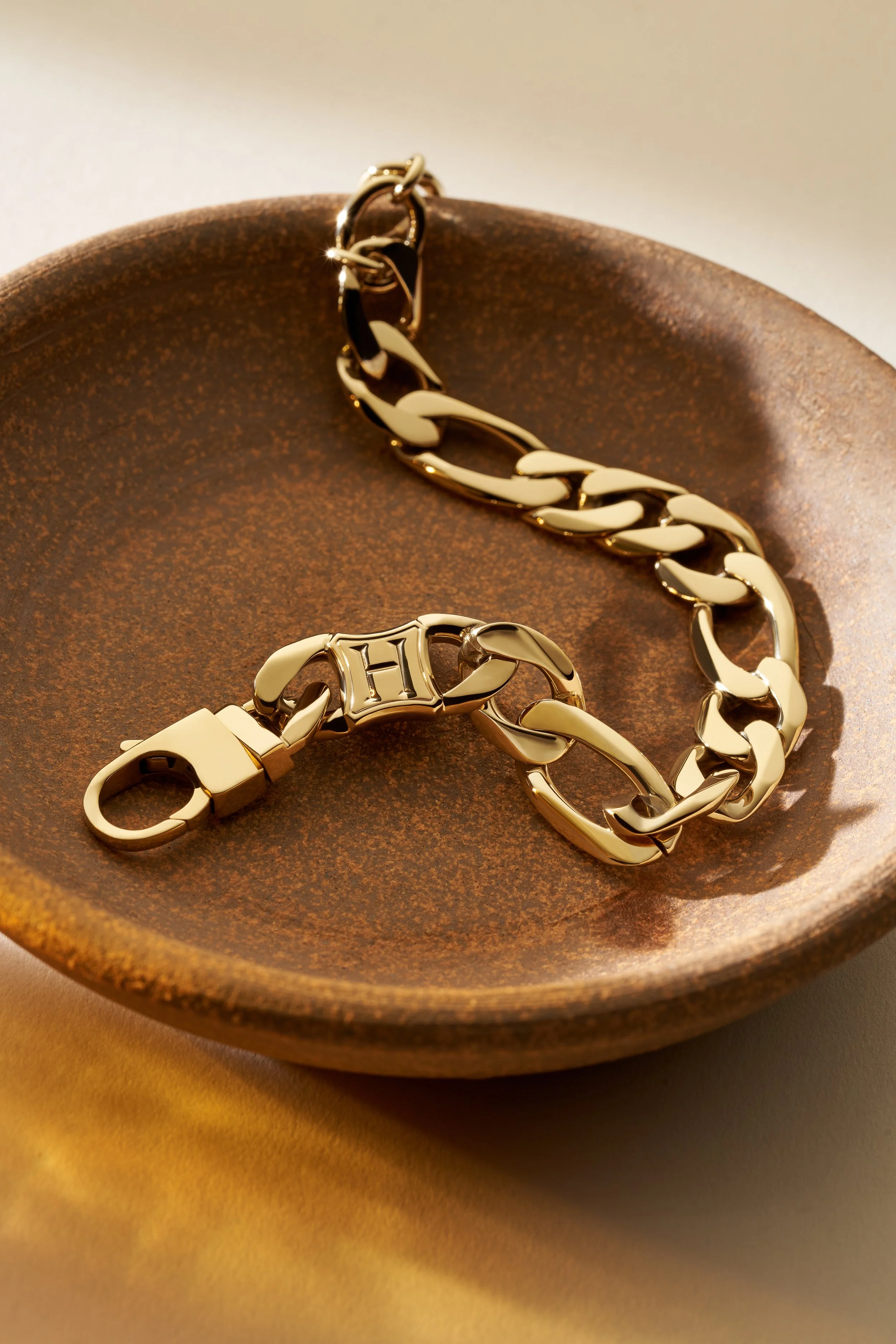 FSL4992616_HOL22_AD_14-RS copy.jpeg