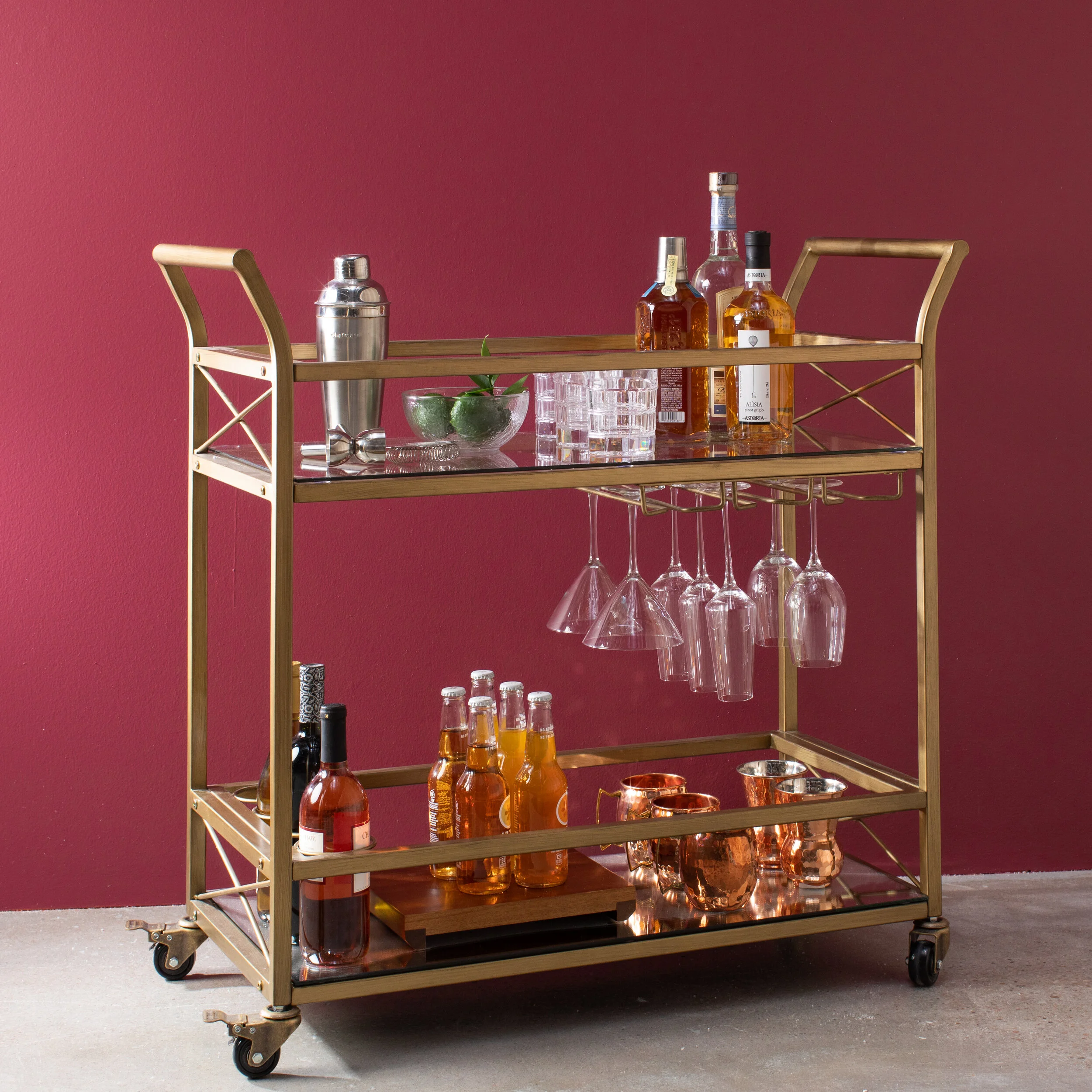 P-10424 Holiday Personas Wine _ Spirits Conniossuer-01.jpg