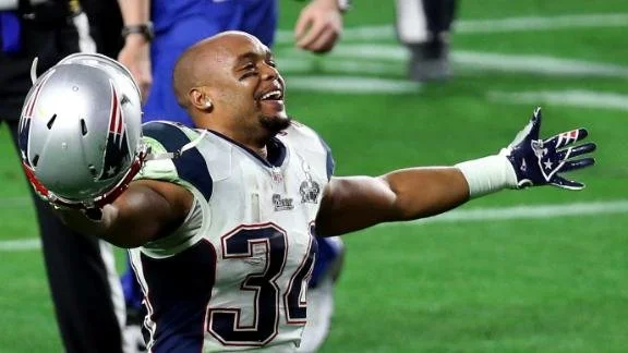 dm_150310_nfl_graziano_vereen.jpg