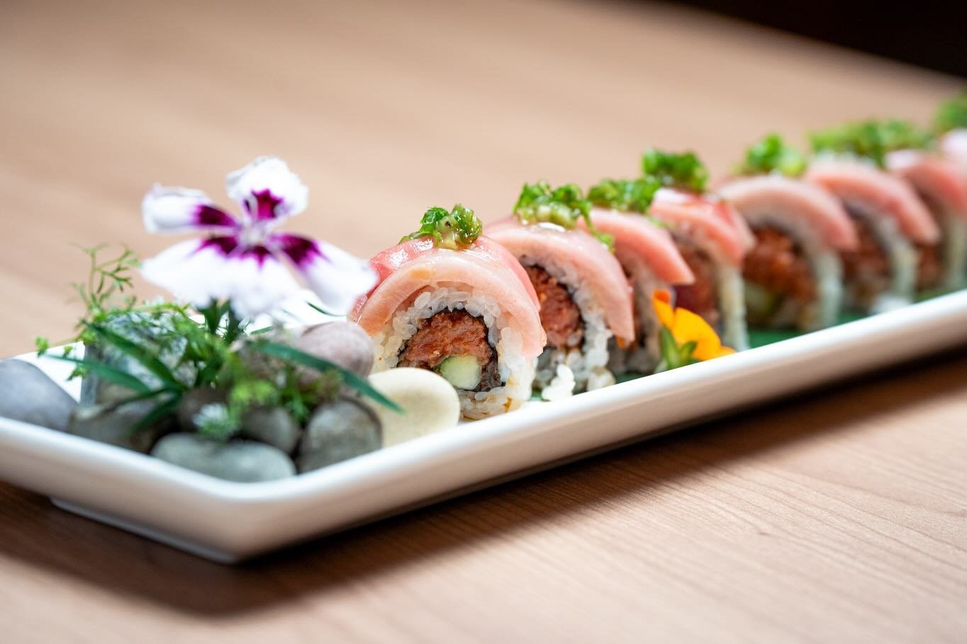 Enjoy the luxurious flavors of our Toro Roll, featuring spicy tuna, cucumber, truffle sauce, green onion, and a tantalizing truffle ponzu drizzle. 🍣✨

&bull;

&bull;

&bull;

#nikkosouthlake #southlaketx #southlaketownsquare #southlakelife #southlak