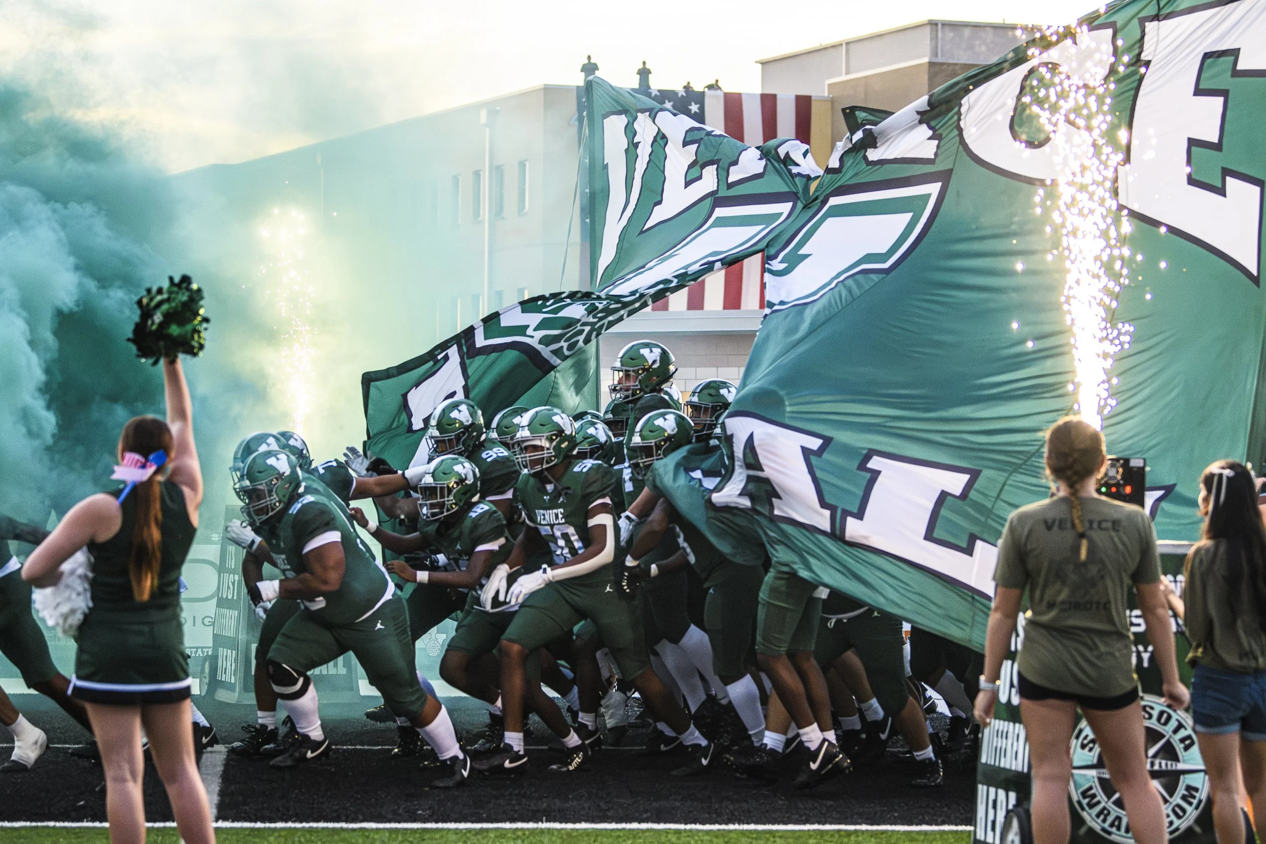 Venice Indians FB vs Lehigh 9-10-26 sm-5013.jpg
