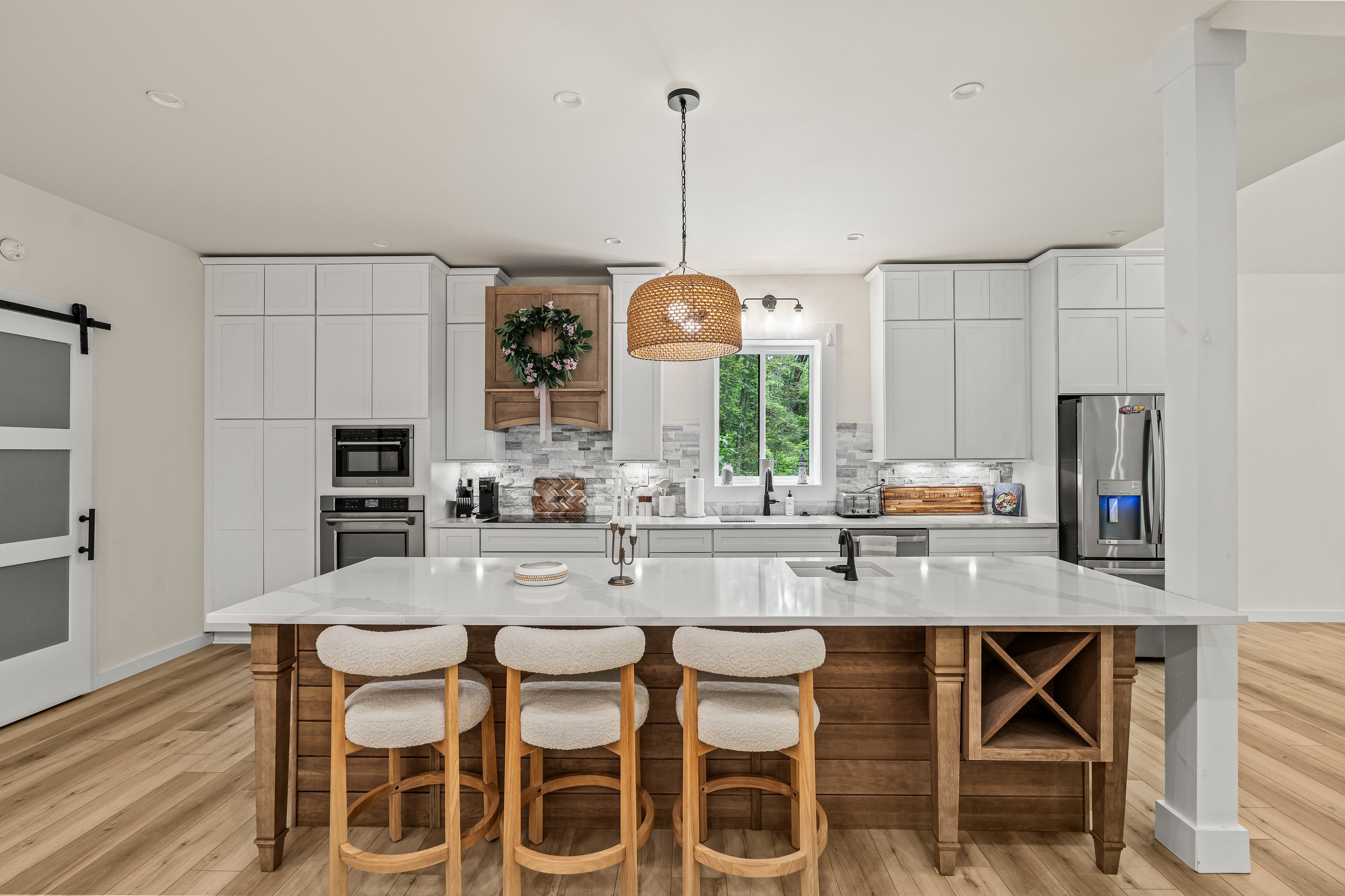 17695 Sun Valley Dr-1023.jpg