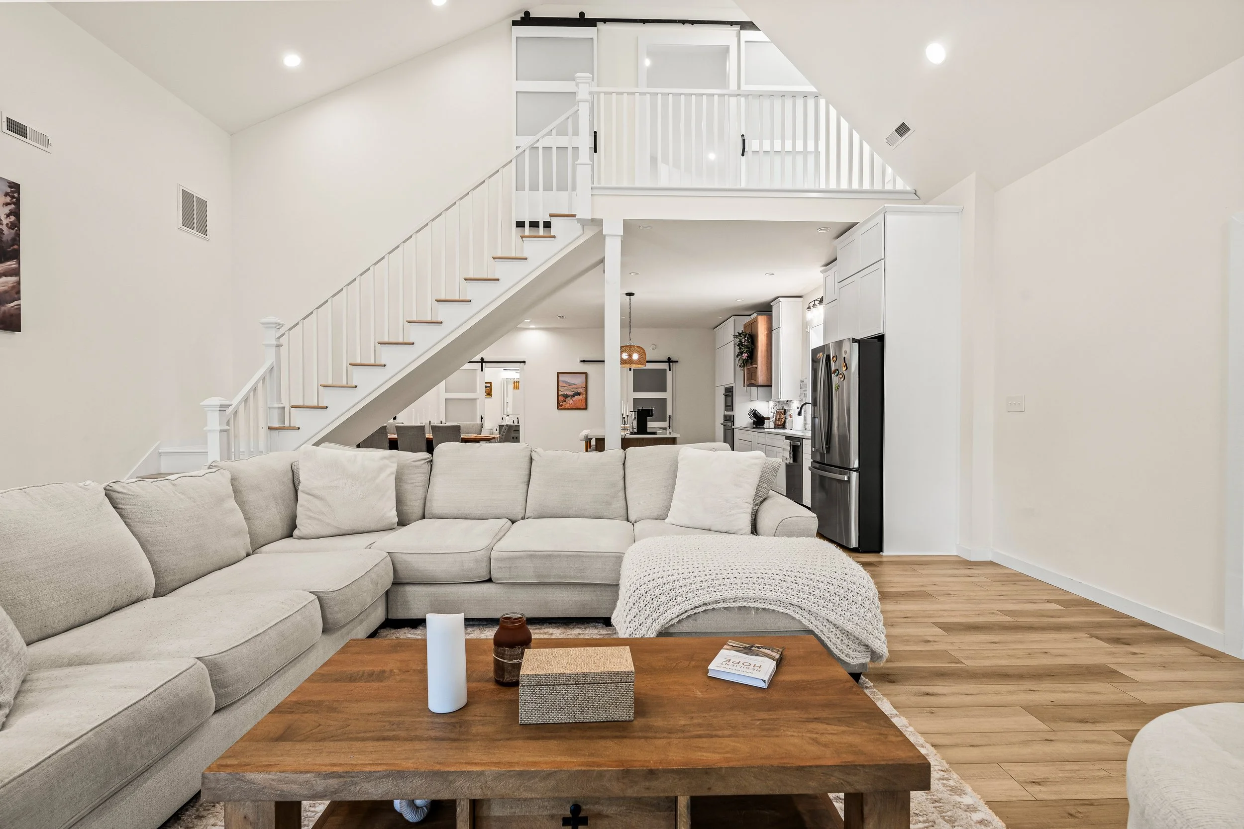 17695 Sun Valley Dr-1016.jpg