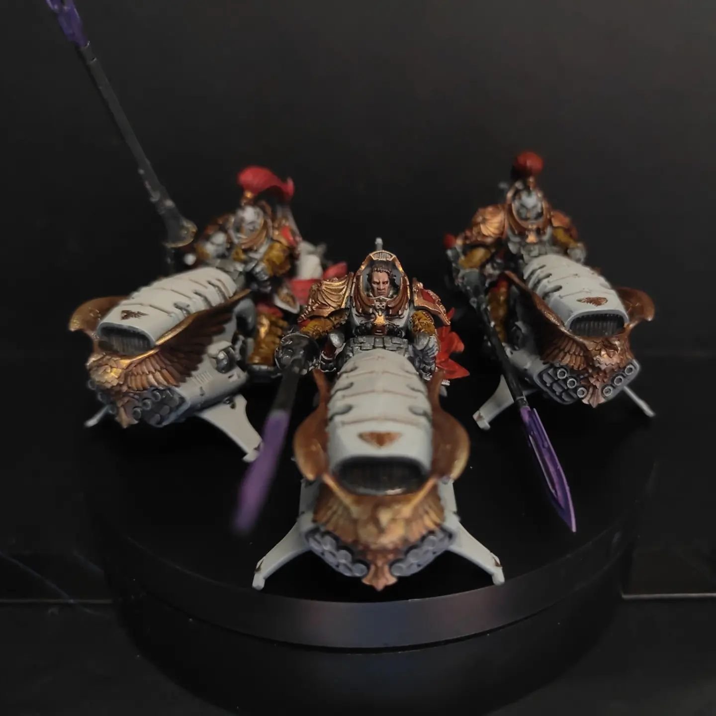 Now these were some really nice minis to work on.

Was a bit intimidated by the white but you know what, it wasn't so bad! But if airbrush work and some careful shading, another happy client! 

I'm sure even @henrycavill will be happy with these cust