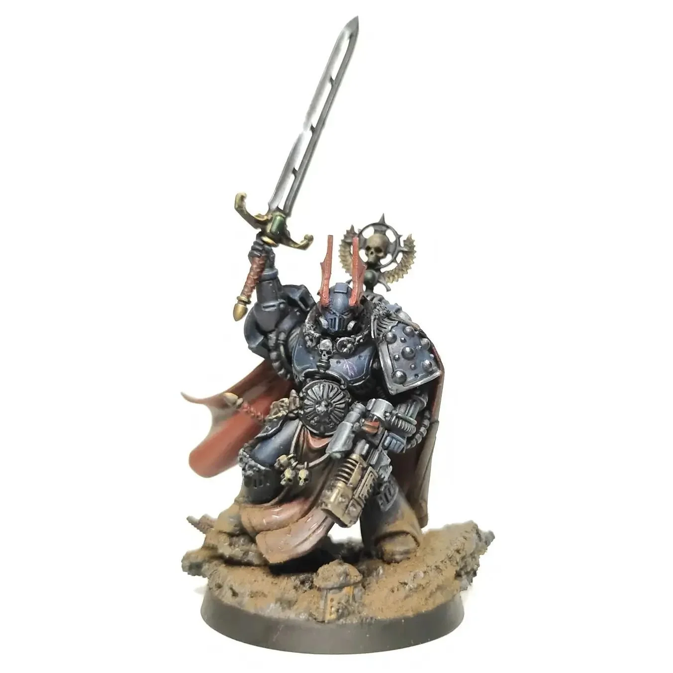 First finished mini of the year!

My personal nightlord praetor for my Horus heresy army! Really proud how this came out, especially making an effort with Non Metallic Metals and free hand detailing.

Tell me what you think, would love to know!

&nbs
