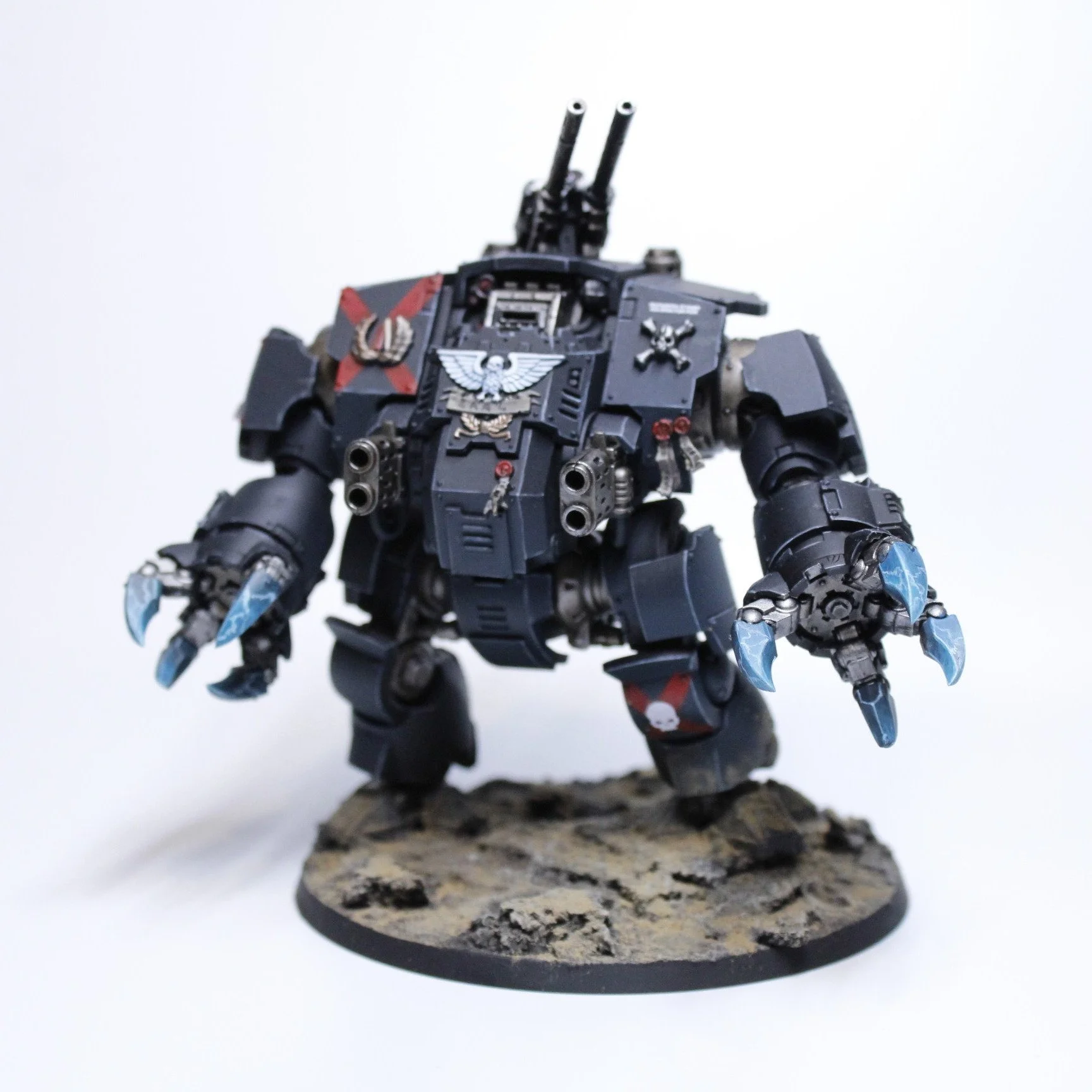 Love painting up a big stompy boy! 

More to come? Maybe!

Looking for a commission yourself? Feel free to DM me or use my contact form on:

www.wrightyminis.co.uk

@elementgames_sh
@warhammerofficial

#miniaturepainting #minature #warhammer40k #pain