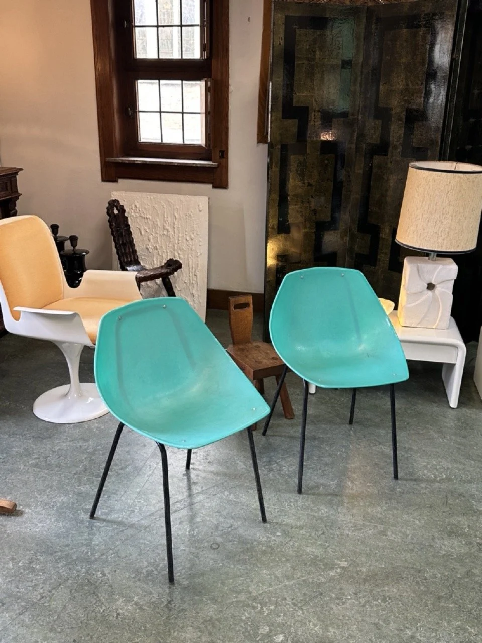 pair of vintage Meurop Pierre Guariche shell chairs gallery.jpeg