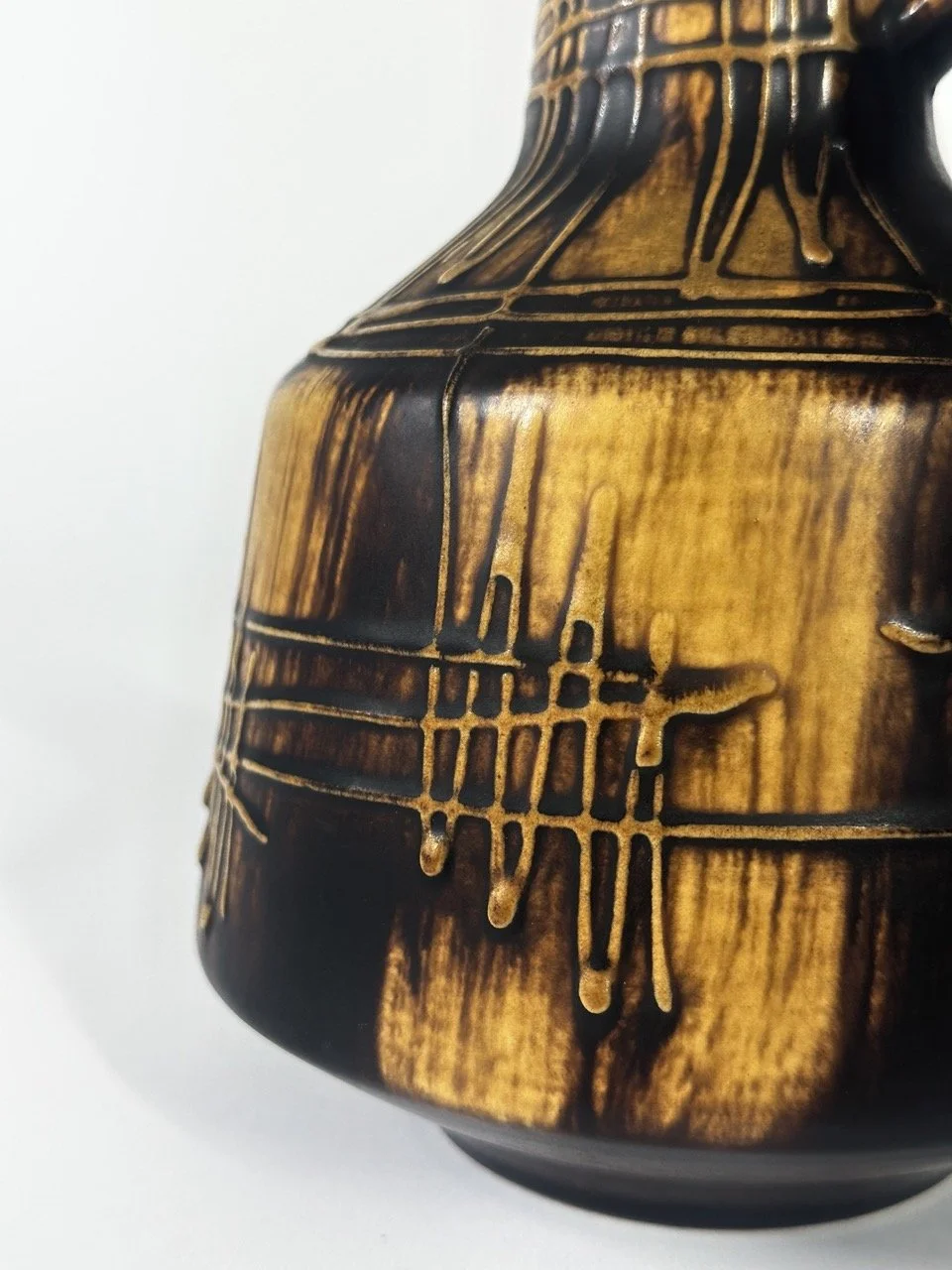 ILKRA Keramik pitcher vase in brown and ochre.jpeg