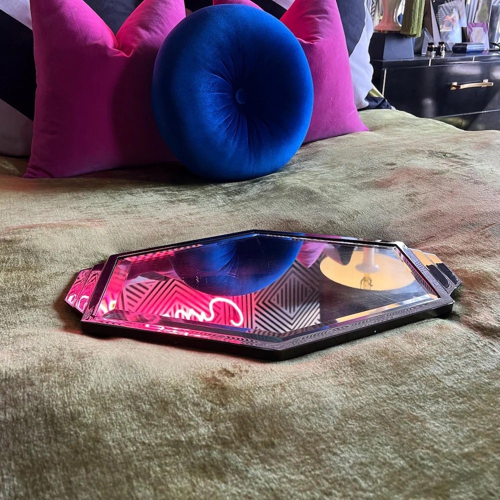 Our client from Chicago just sent us this photo and gave us the most heart-warming review on Etsy 🥹💓

⭐️⭐️⭐️⭐️⭐️
This tray is just as gorgeous in reality as it is in photos. I purchased this to use as a bed tray in my Deco inspired boudoir and it&r