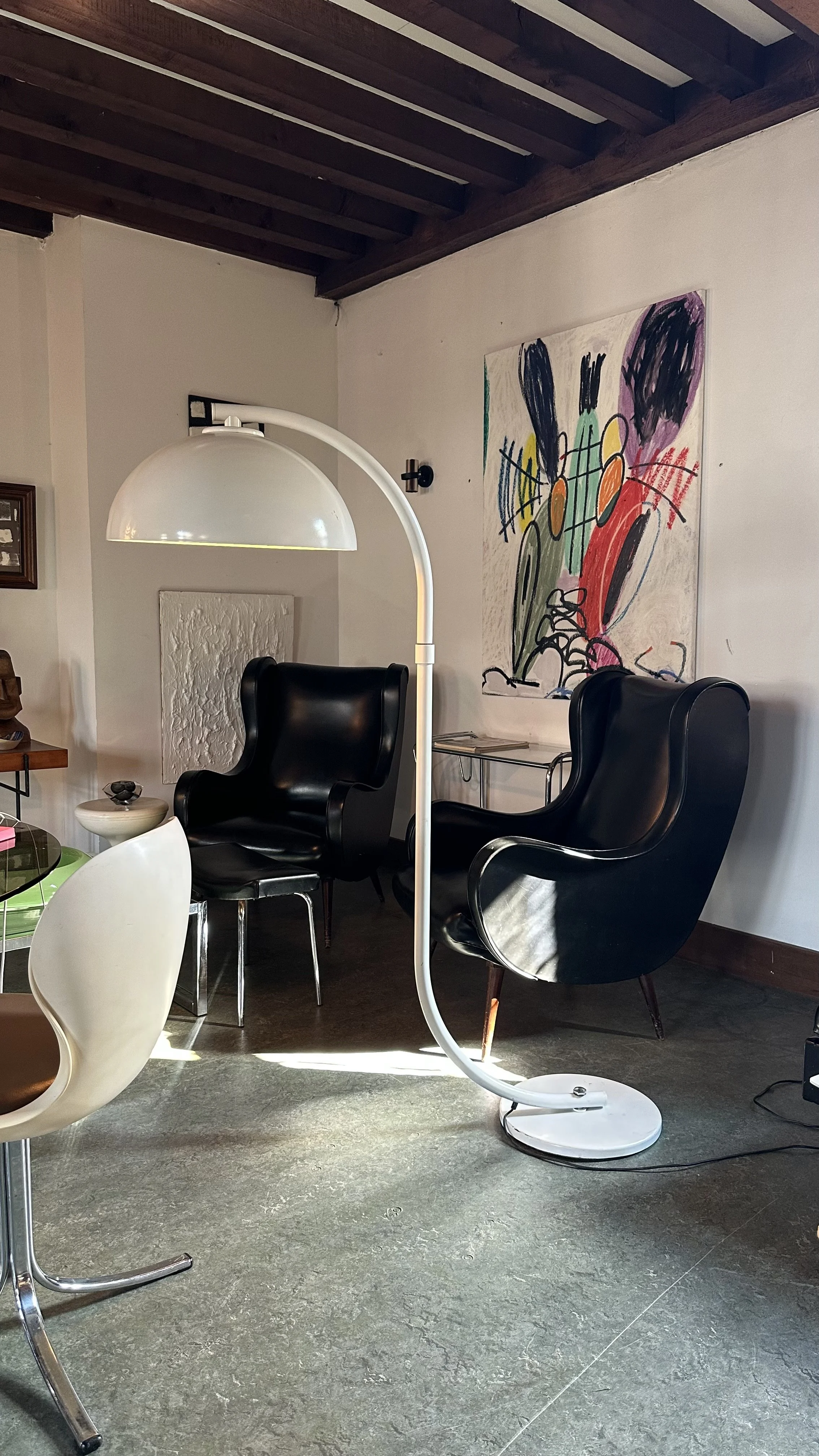 Mid century design white floor lamp.jpeg