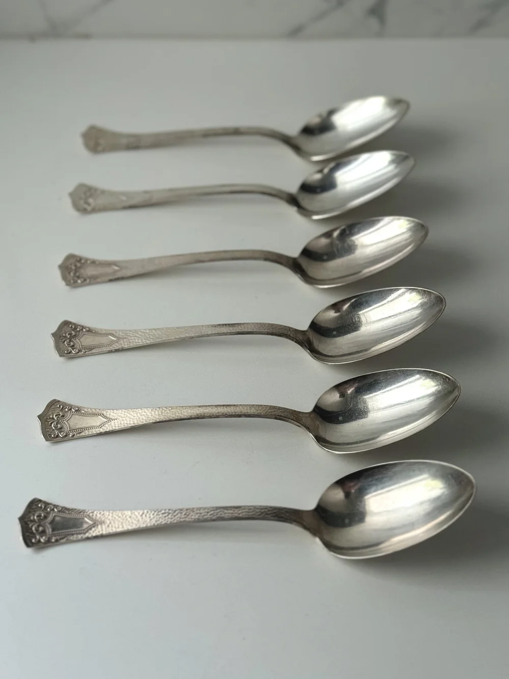 VINTAGE ROGERS 1881 A1 'PLYMOUTH' PATTERN SILVER PLATED SOUP