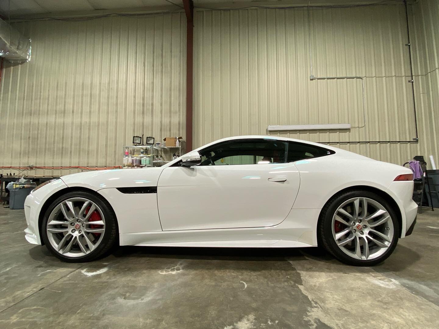 This F-type R came in with quite a few scratches, stains, yellowed PPF, and several instances of paint transfer. The owner also wanted the side blades and vents wrapped to give this already dramatic beast even more contrast and presence in the road. 