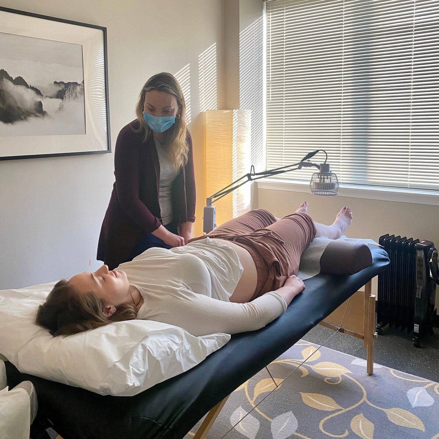 Acupuncture 🤝 weekends. We have weekend availability at every office and are prepared to help you soften into your time off.⁠
On Saturdays, you can find Heather in Bryn Mawr, Kelly in Exton, Dawn in Rittenhouse, and Dejota in Old City. (Julie is als