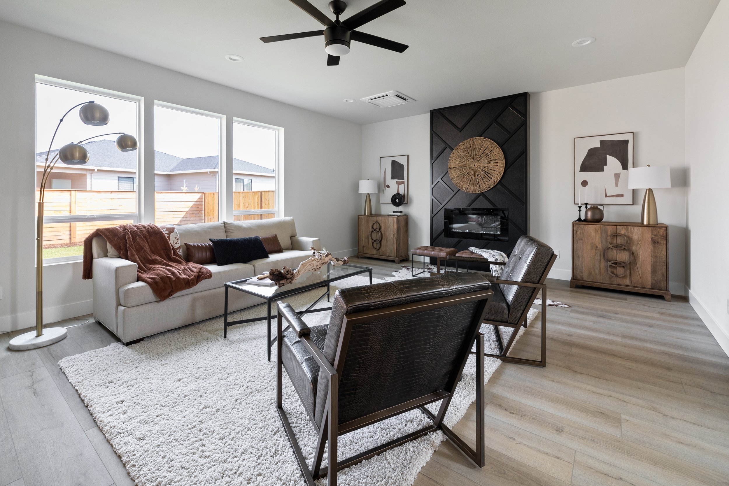 1349 Dalton Ct Monmouth - HD -6.jpg
