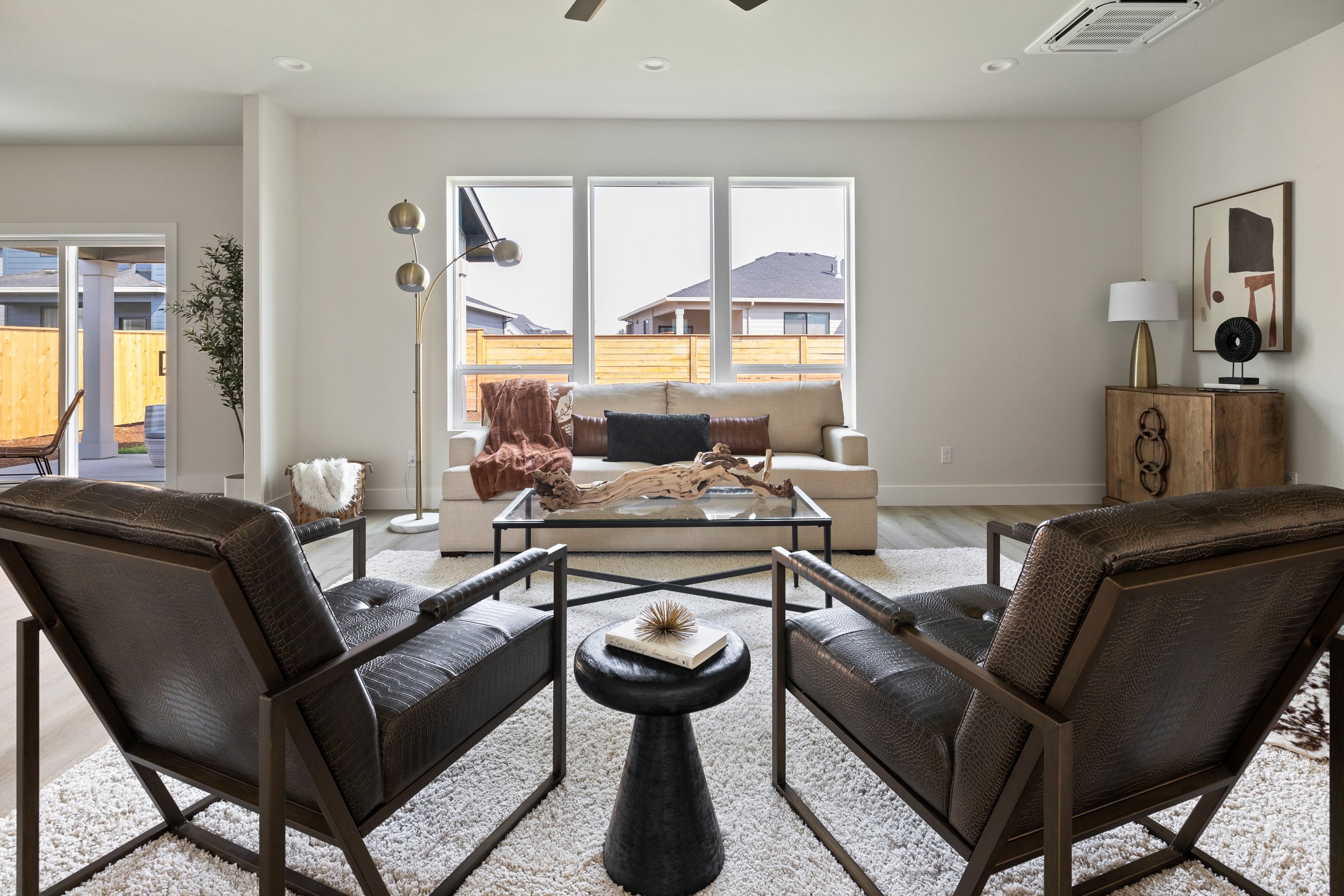 1349 Dalton Ct Monmouth - HD -5.jpg