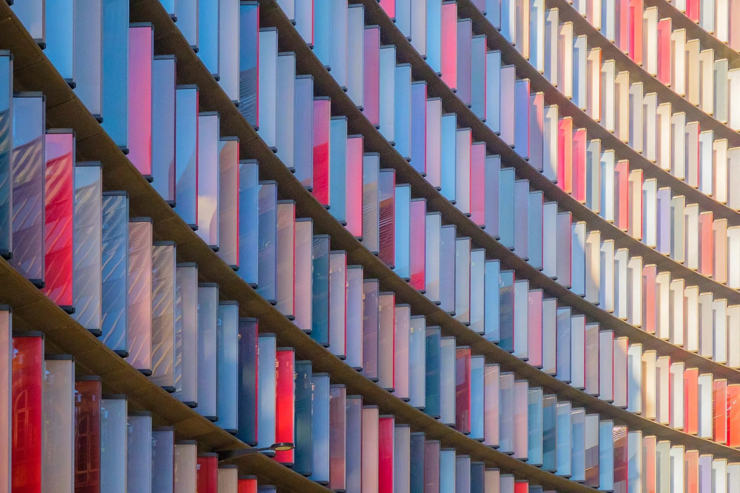Pantone.jpg
