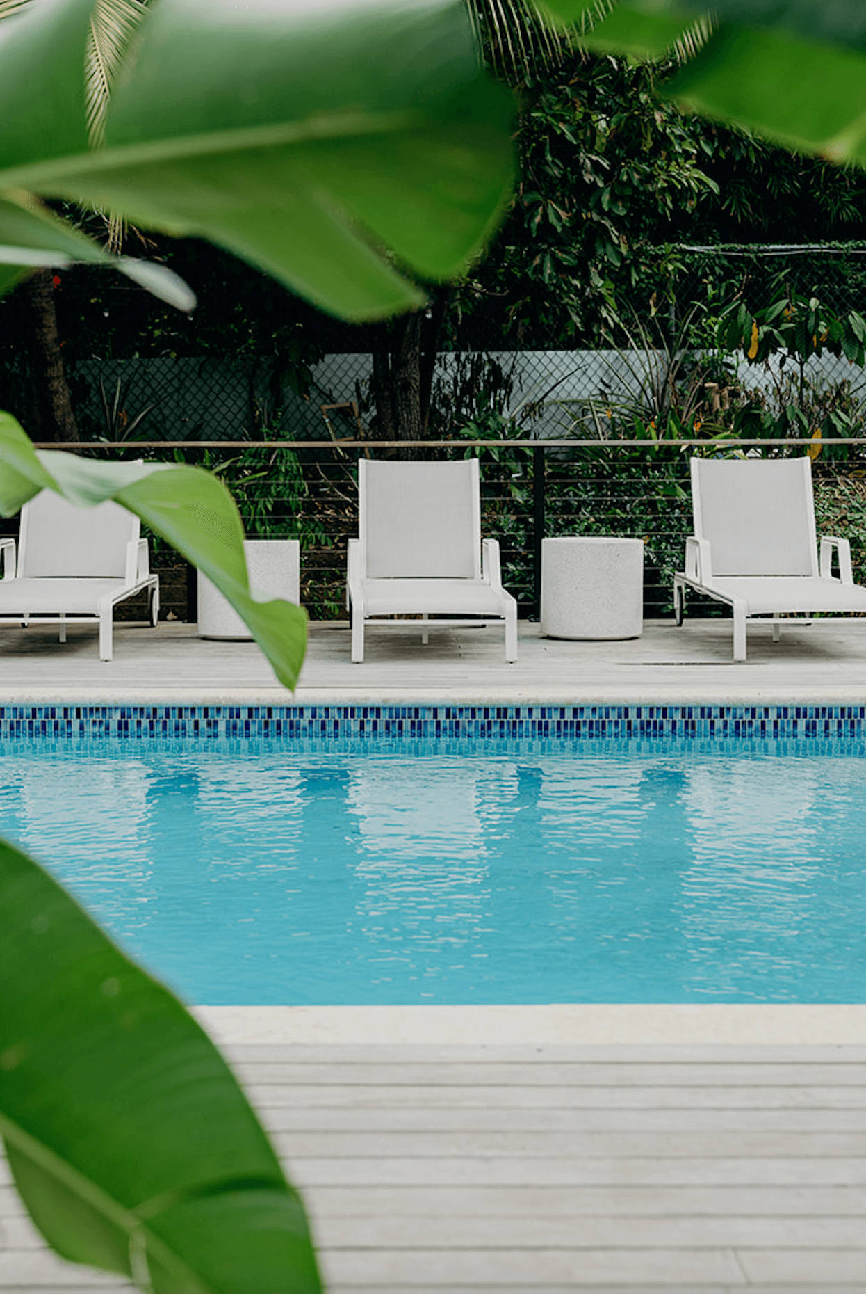 HOSPITALITY NET: The Hideaway at Hull Bay