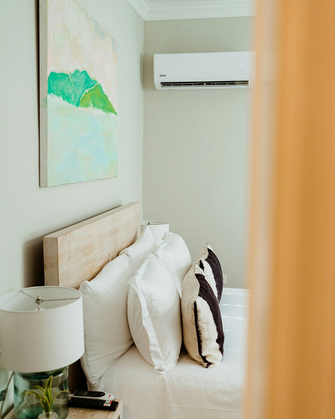 Your island escape awaits 🌴✨ Cozy comforts, curated details, and all the charm of The Hideaway&mdash;this is your home away from home!
---
#stthomasvirginislands #stthomasusvi #usvirginislandsstthomas #usvi #usvirginislands #caribbean #grouptravel #