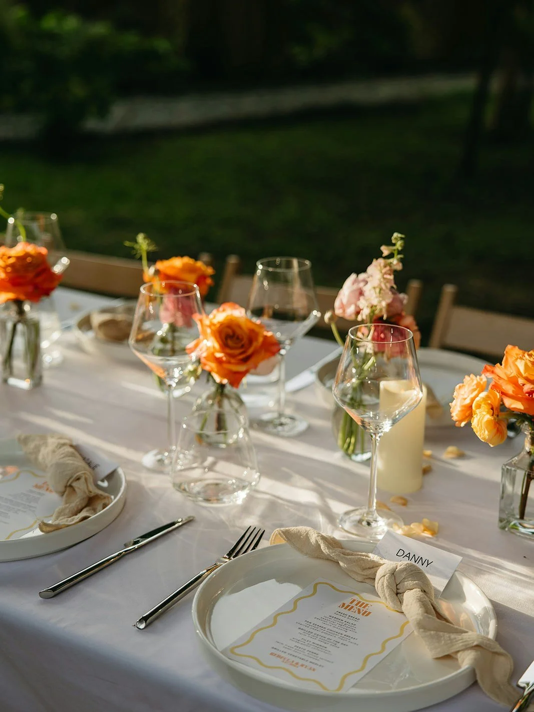 Did you know our wedding packages include custom menu printing? We believe every detail matters &amp; our team is here to bring your vision to life from start to finish! 

Photographer: @chelseywilliamsphoto 
Florist: @budsandrosesfiori
Venue: @hidea