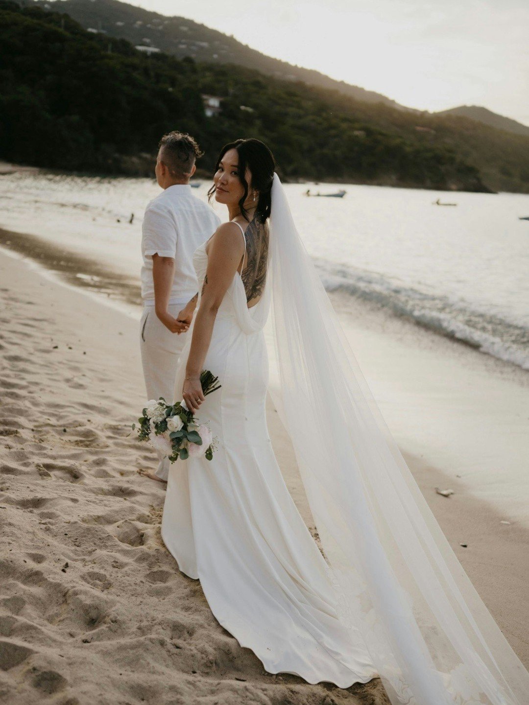 The first beach walk as newlyweds ✨ Getting married at The Hideaway makes having it all so easy! Ceremony under the palms, wedding portraits on the beach at sunset, &amp; dinner under the stars! 

Photographer: @usviphotographer
---
#weddingvenue #de