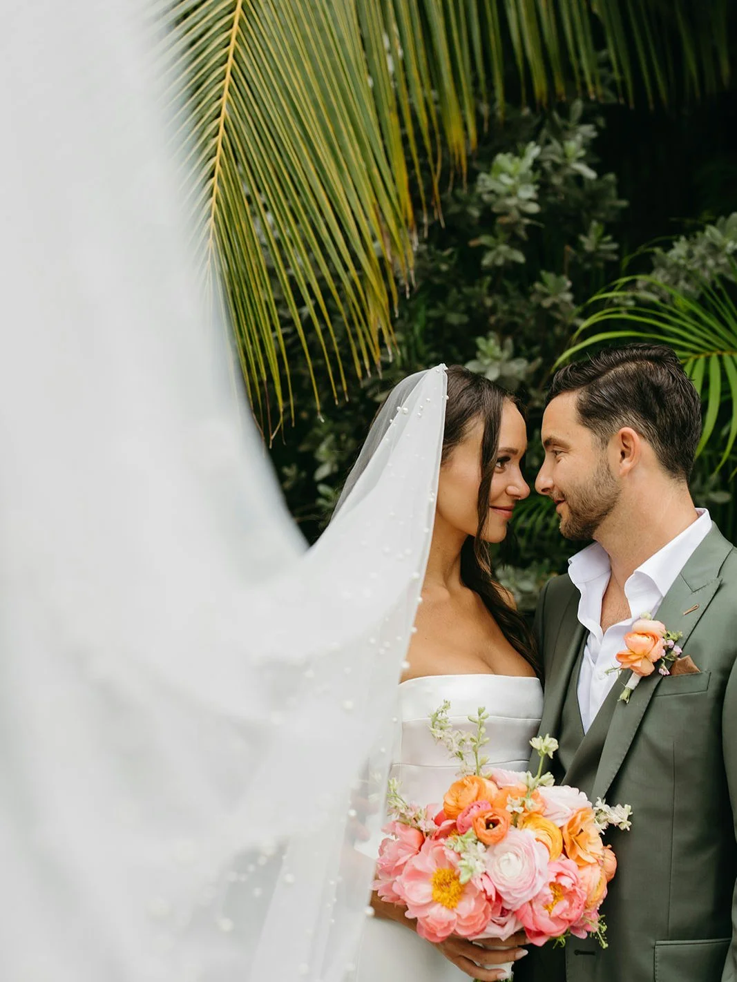 Sharing these special moments after the wedding ceremony never get old! Take your portraits under the palms &amp; in the Hideaway Farm for a true intimate, island wedding. 

Photographer: @chelseywilliamsphoto
Florist: @budsandrosesfiori
Venue: @hide