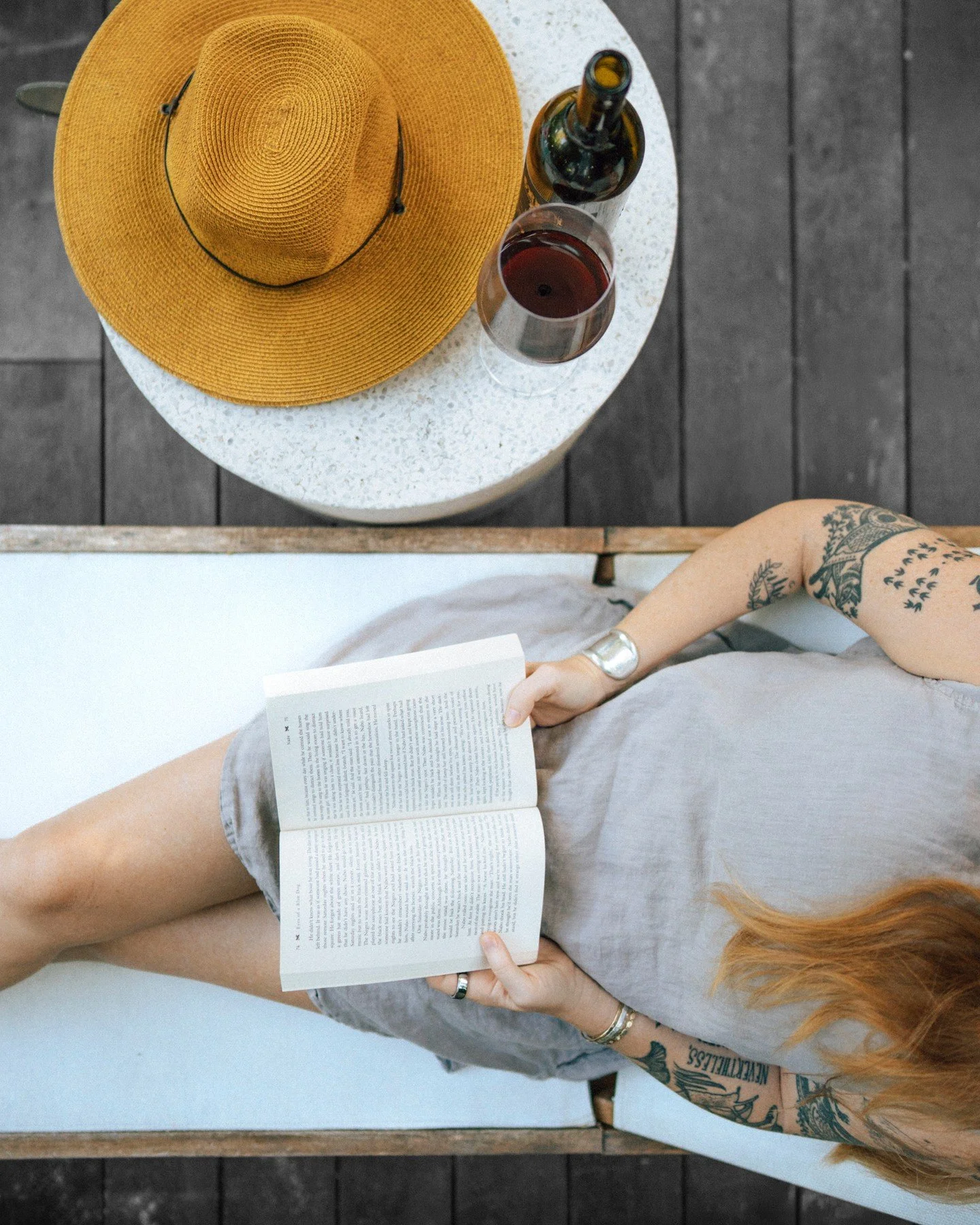 A glass of wine + a good book poolside would cure us right about now. Here's to more days by the pool with good drinks and good books. Cheers! 🌴 📖 

...

#stthomas #usvi #USVirginIslands #caribbean #wanderlust #travelandleisure #travelmore #hiddeng
