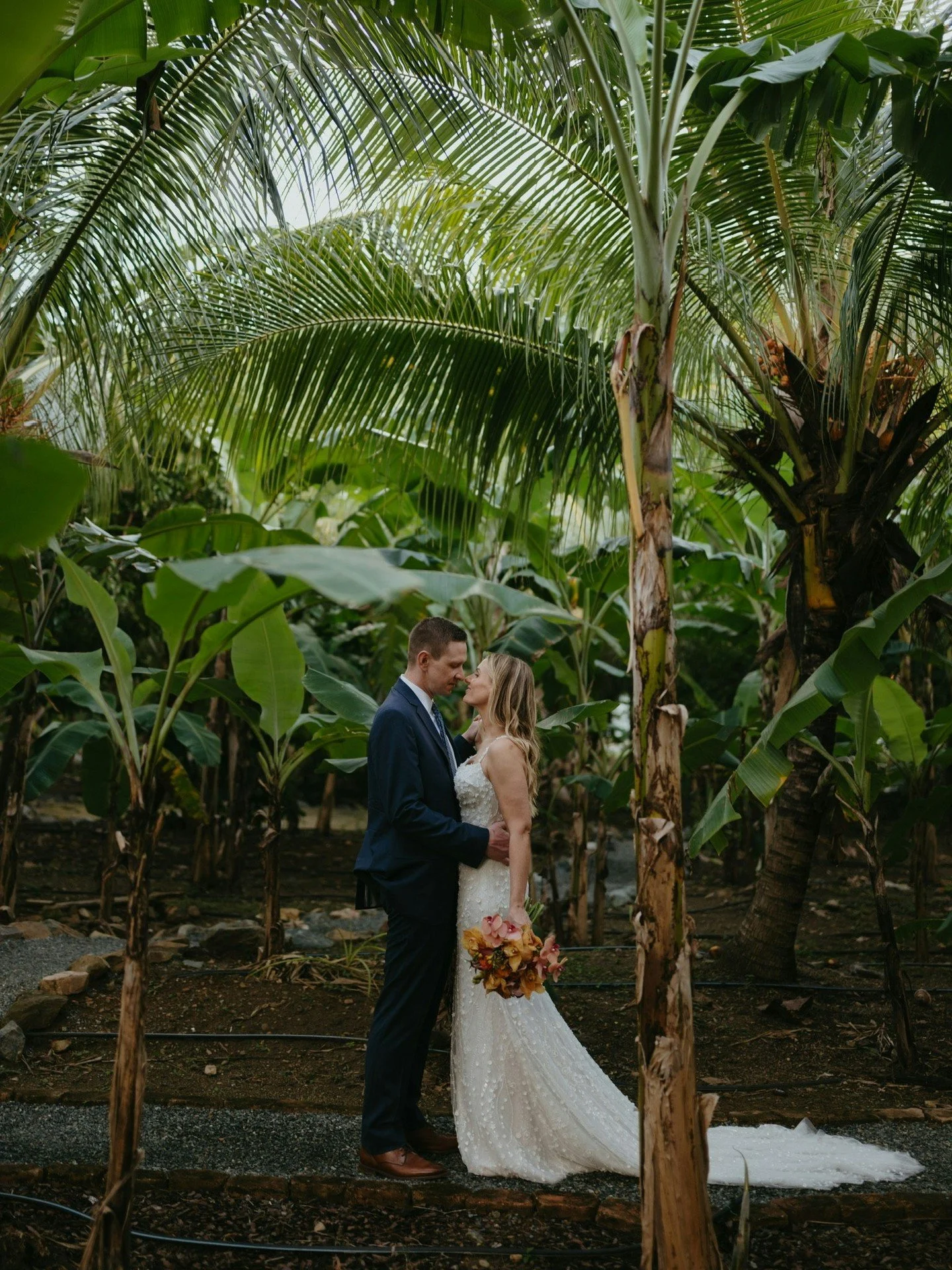 A little romance, a bouquet in hand, and nowhere else to be.

Photographer: @usviphotographer
Florist: @budsandrosesfiori
Venue: The Farm @hideawayhullbay 

...

#usvi #virginislands #destinationwedding #islandwedding #luxurywedding #weddingphotograp