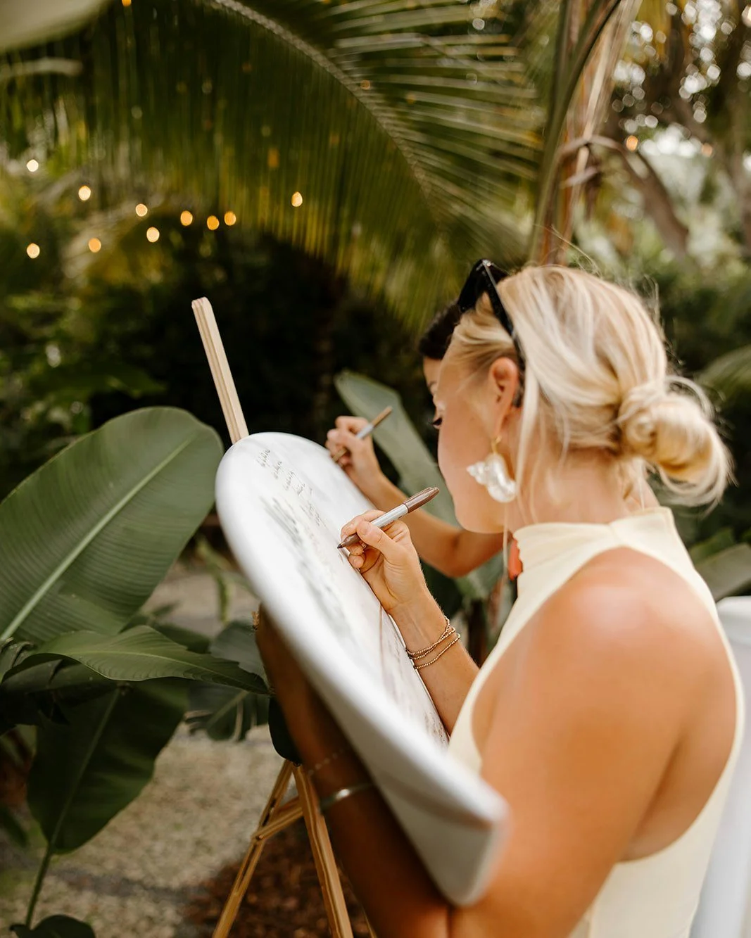Your special day should have special touches. So things that are important to you become important to us and our team will help you bring all your personal touches and ideas to life!

Photographer: @sarahbswan
Florist: @budsandrosesfiori
Venue: @hide