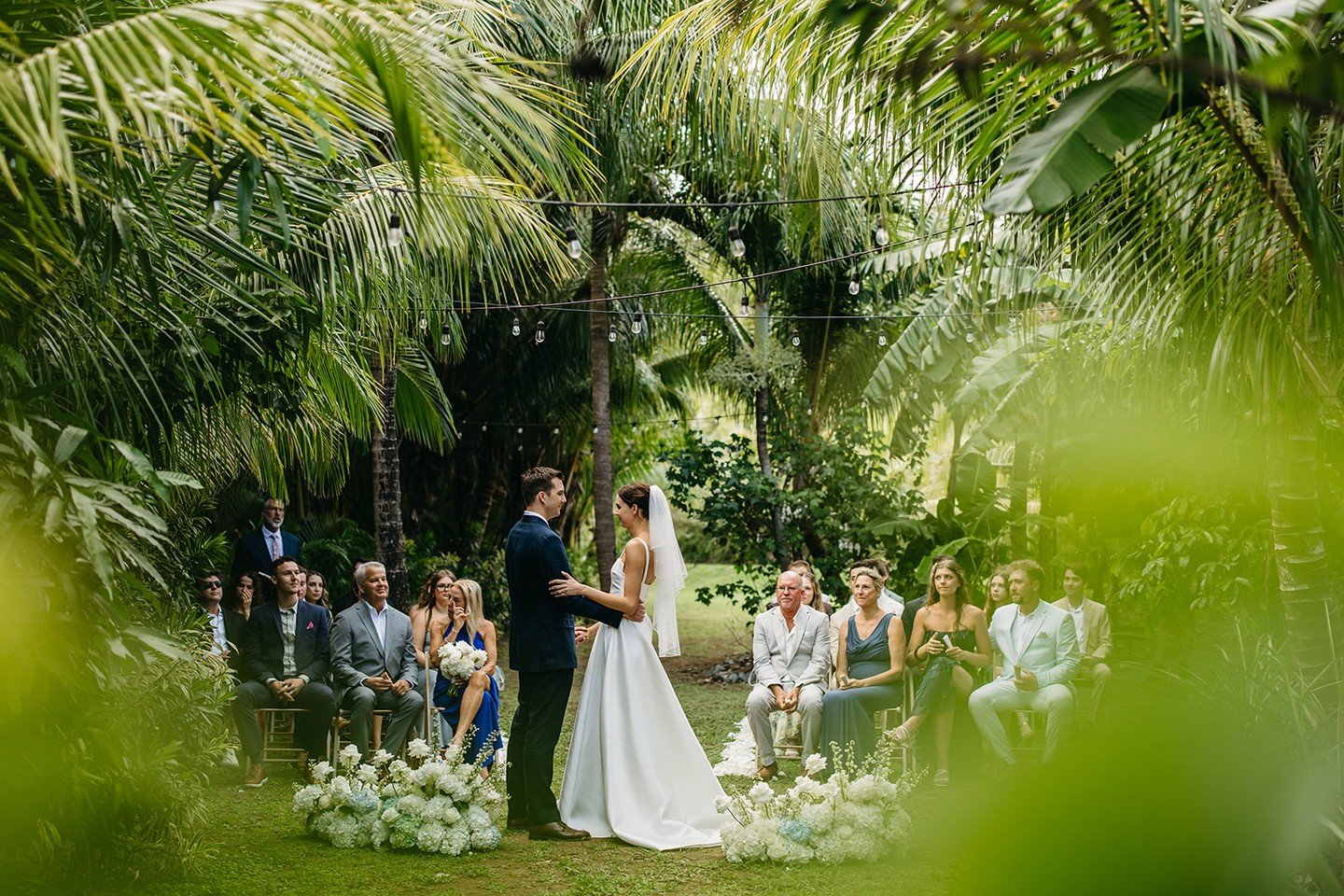 . . . And they lived happily ever after. 🌴 💗 

Photographer: @chelseywilliamsphoto
Florist: @budsandrosesfiori
Venue: The Farm @hideawayhullbay

...

#usvi #virginislands #destinationwedding #islandwedding #luxurywedding #weddingphotography #weddin