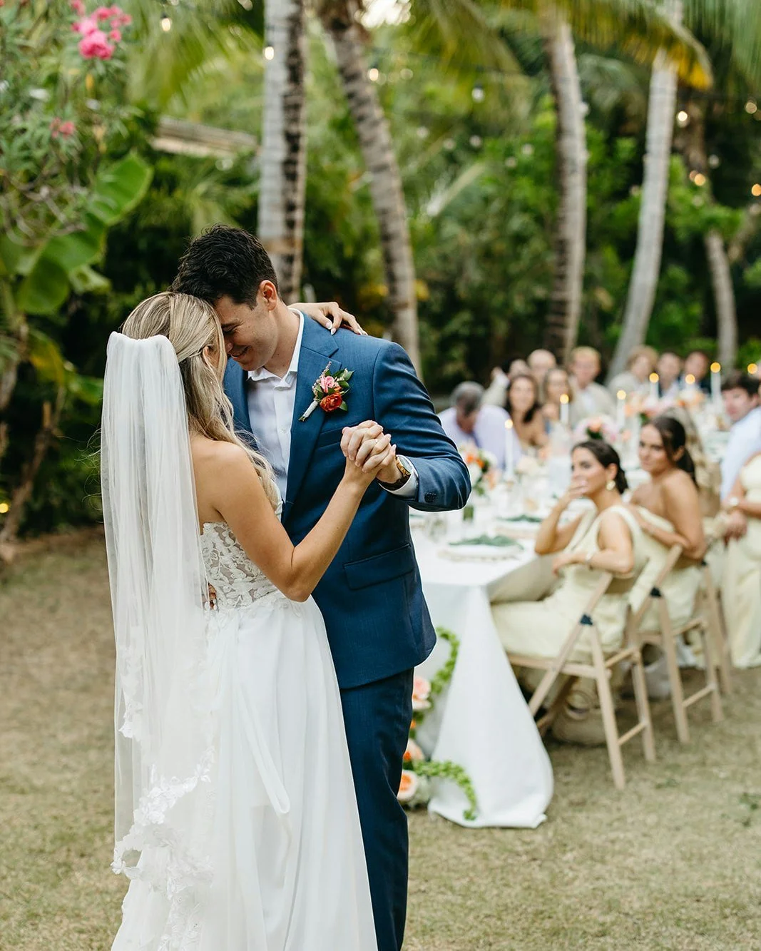 Brianna &amp; Nick left us in awe over their first dance! A moment like this passes by so fast, but the memory of the way Nick looks at her lasts forever! Cheers, to one of our newly married Hideaway Couples! 

Photographer: @chelseywilliamsphoto 

F