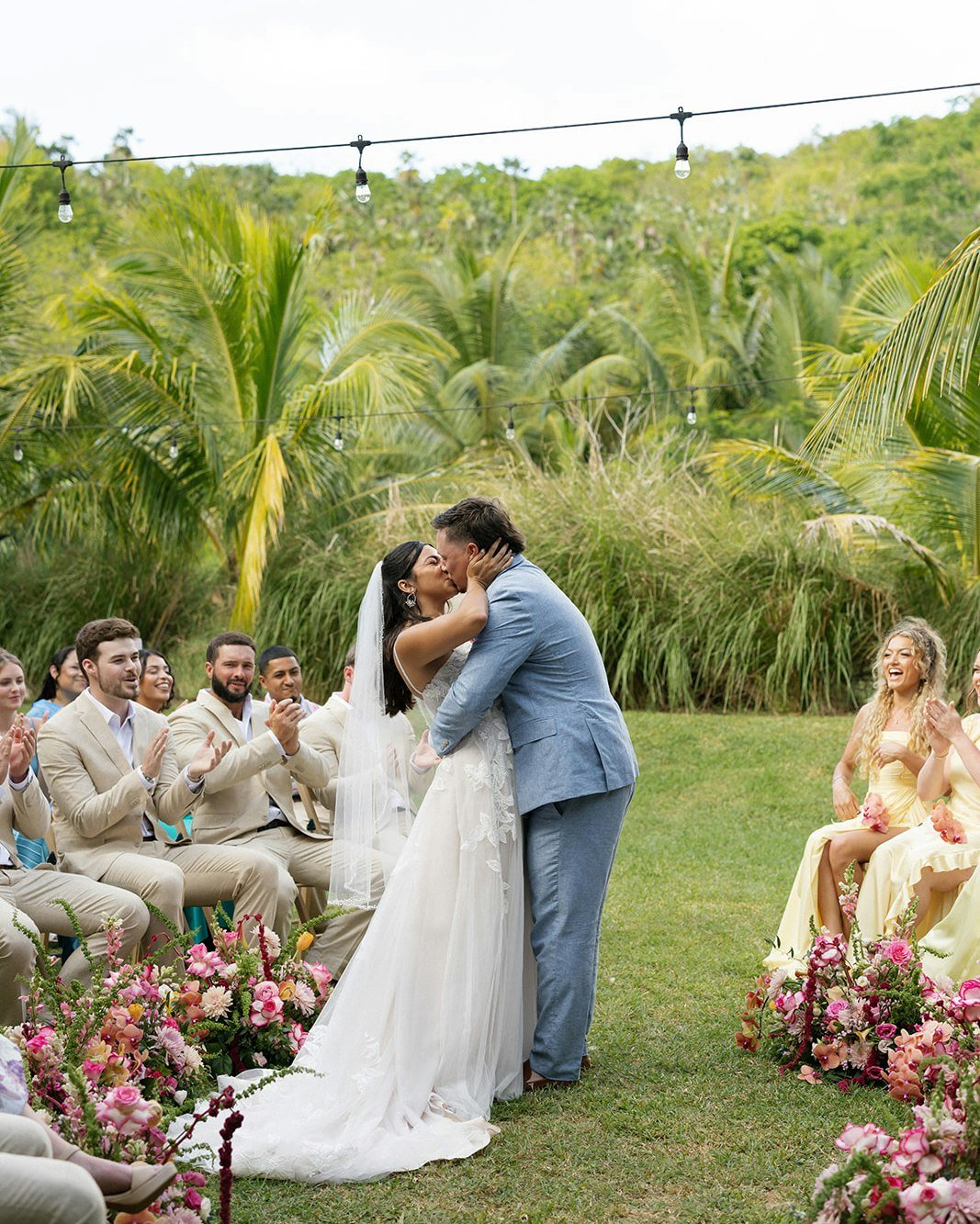 Surrounded by those you love, literally! Alianna had a beautiful vision of a circular ceremony in the Hideaway Farm &amp; the way it turned out couldn't have been better! 

Photographer: @biancachevallierphoto 
Venue: The Farm @hideawayhullbay 
Flori