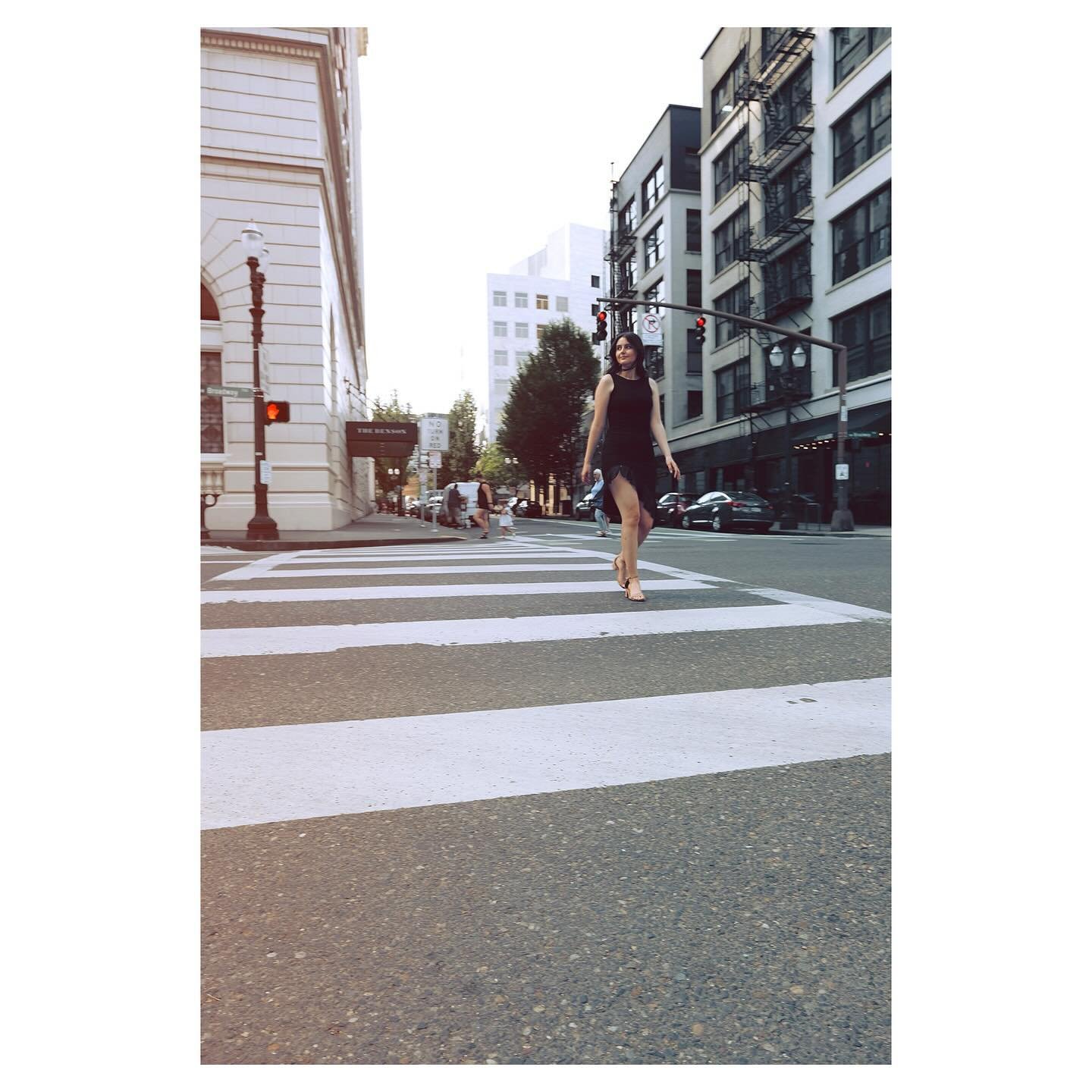 Runway vibes in Portland... Part 2
.
.
.
#downtown #portland #oregon #portlandoregon #portlandphotographer #portraitphotography #streetphotography #editorial #photographer
#photooftheday #photoshoot #insta #instagood #instaphoto #instafashion #fashio