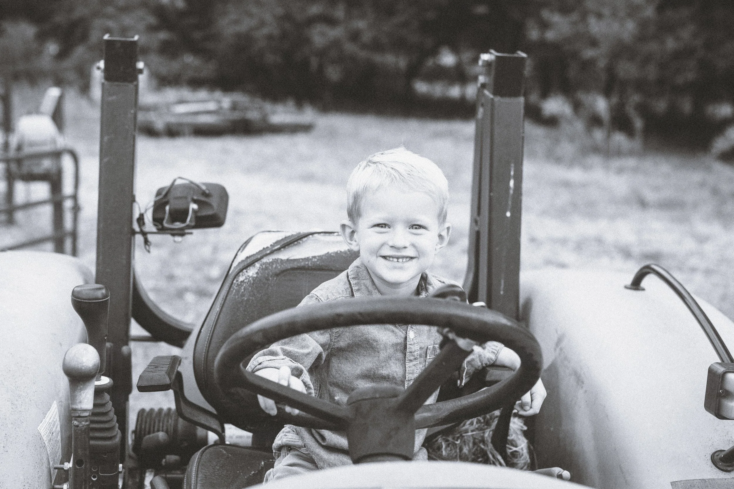 GEYER_FAMILY_FARM_PHOTO_SESSION (21).jpg