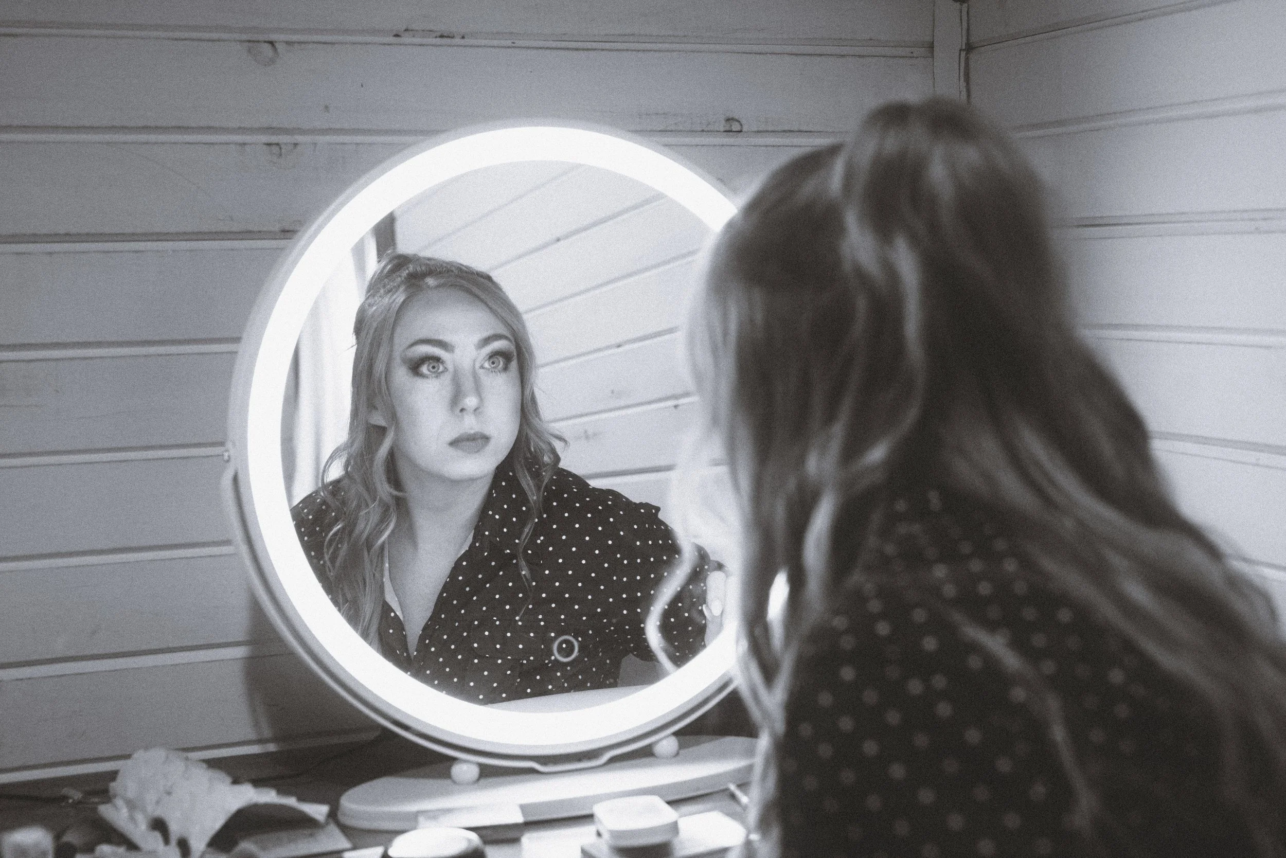 KATI_CHRIS_GETTING_READY (4).jpg