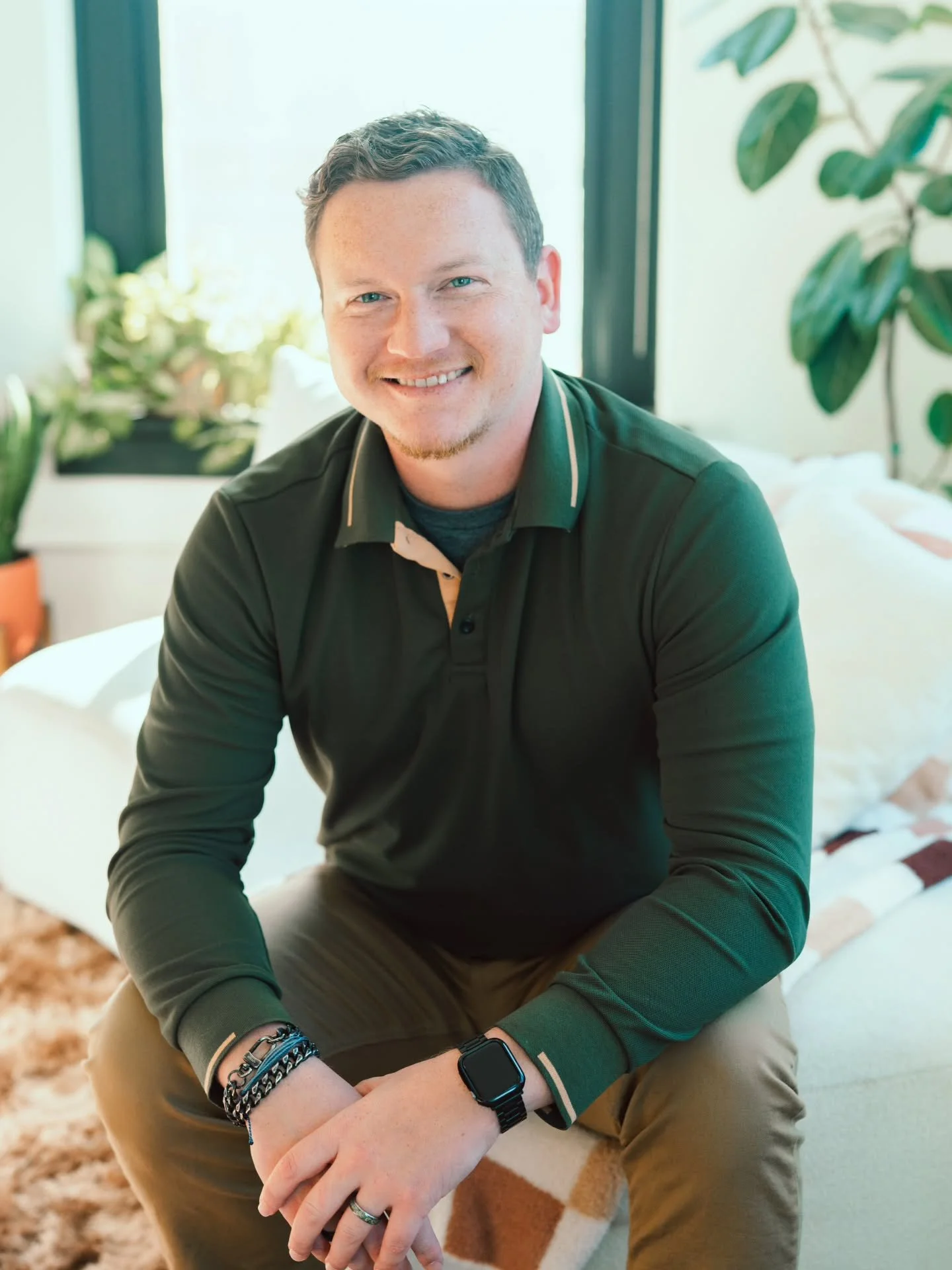 It's still early enough in 2026 to get some updated headshots. In fact, you should do it now so you can spend the rest of the year showing off with them.