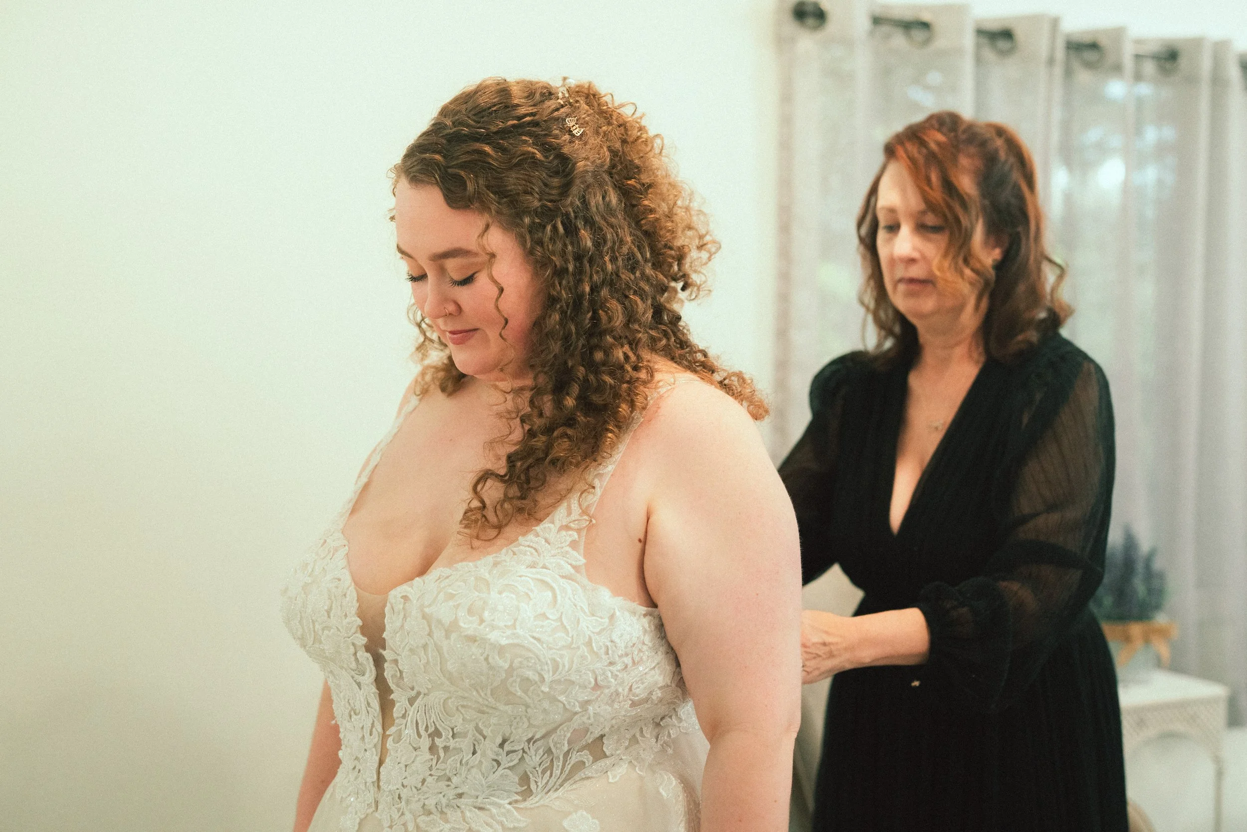 KEALIE_ADAM_GETTING_READY (3).jpg