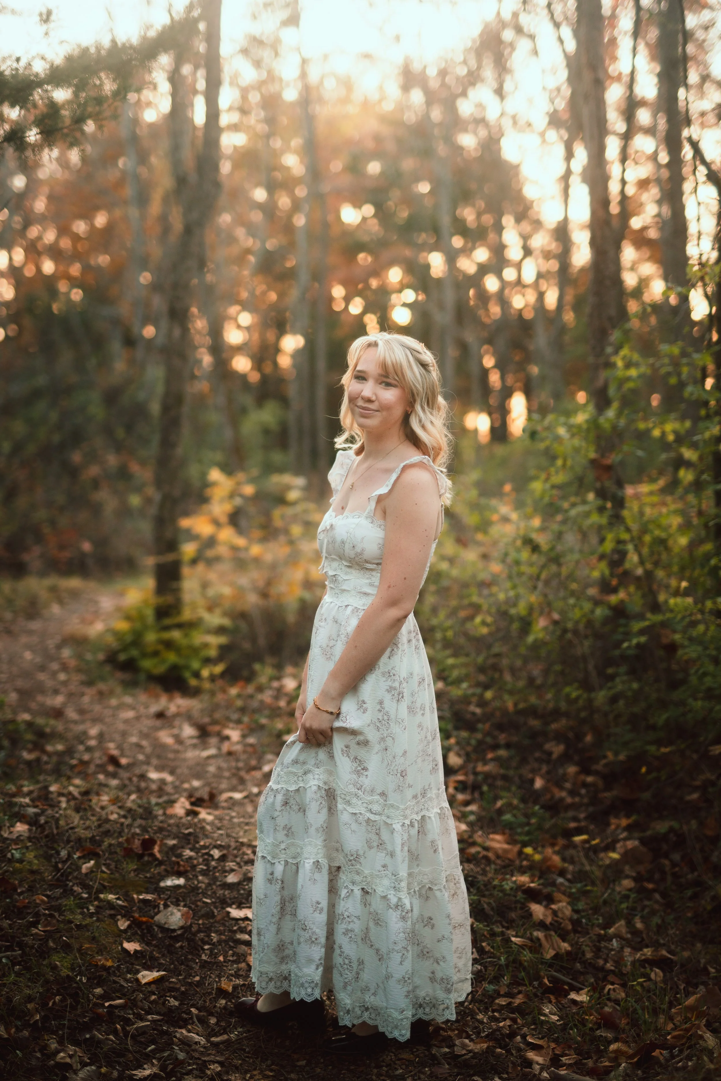 MCKENNA_SENIOR_PHOTOS_FELLOWS_LAKE (41).jpg