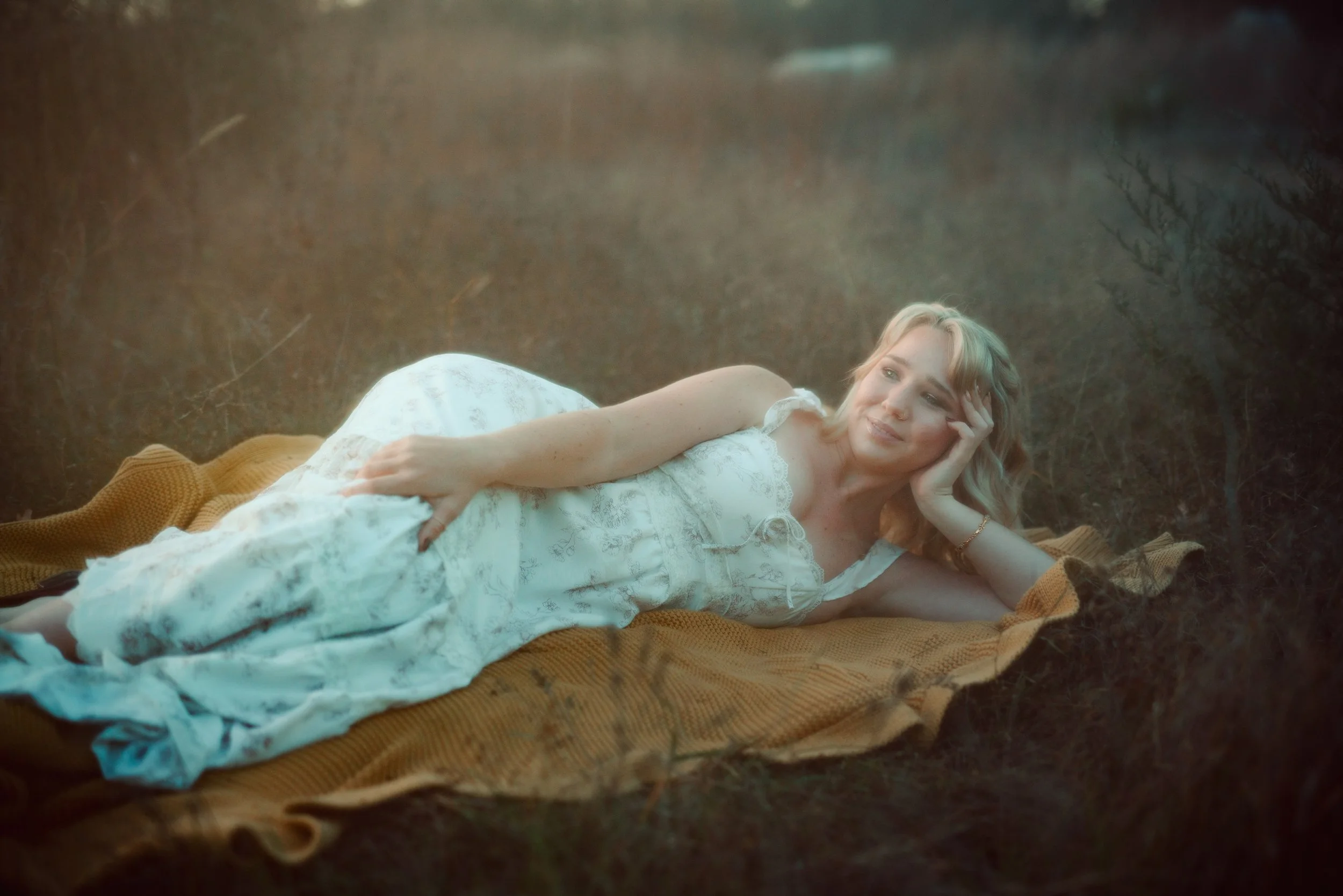 MCKENNA_SENIOR_PHOTOS_FELLOWS_LAKE (63).jpg