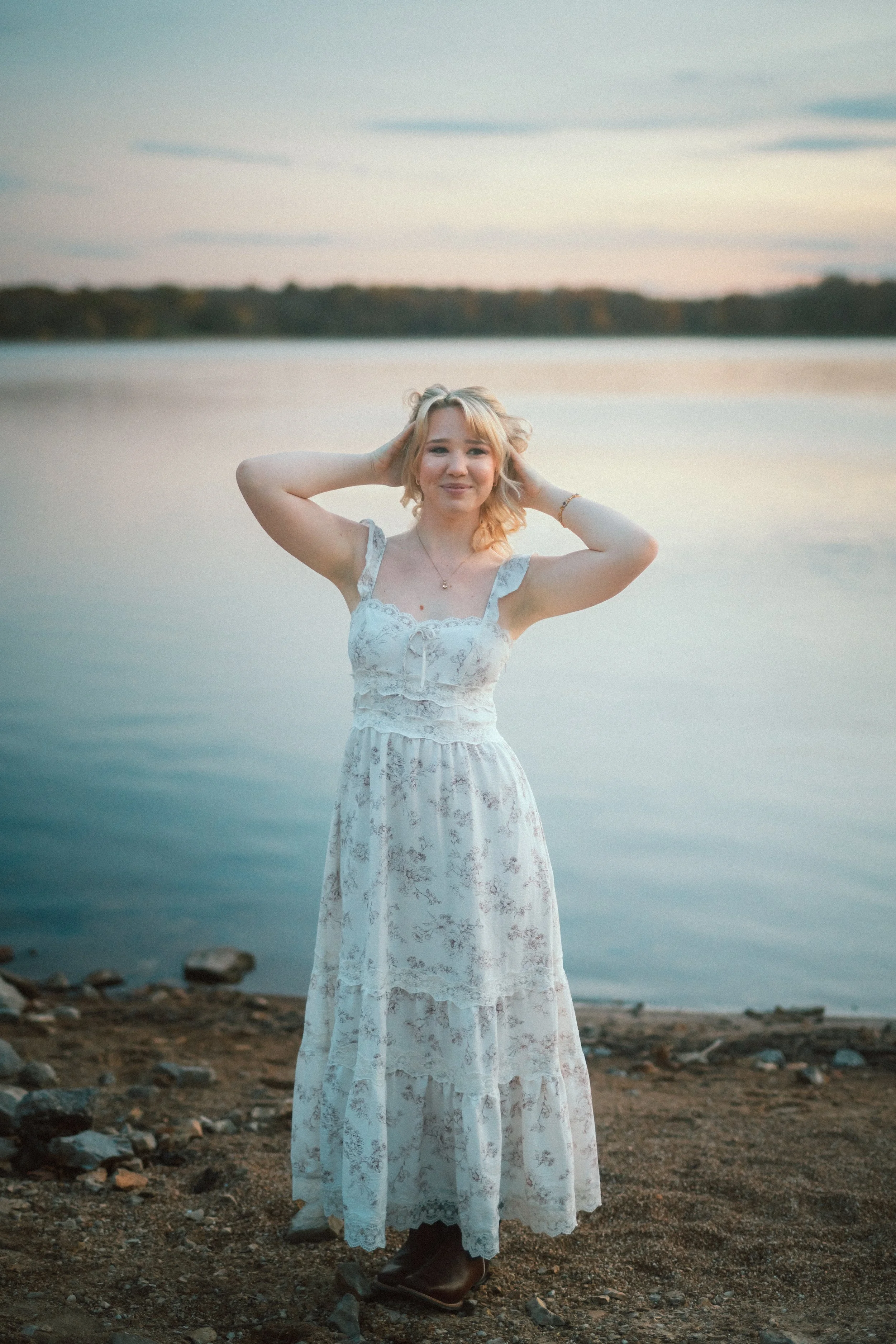 MCKENNA_SENIOR_PHOTOS_FELLOWS_LAKE (86).jpg