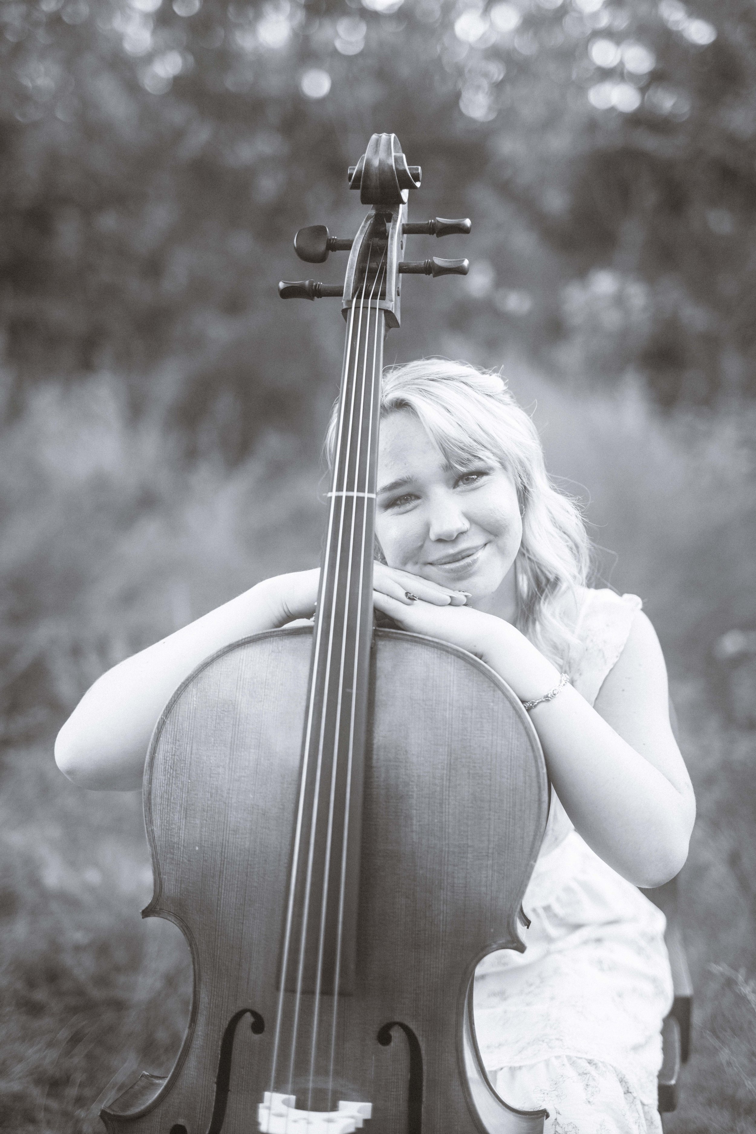 MCKENNA_SENIOR_PHOTOS_FELLOWS_LAKE (11).jpg