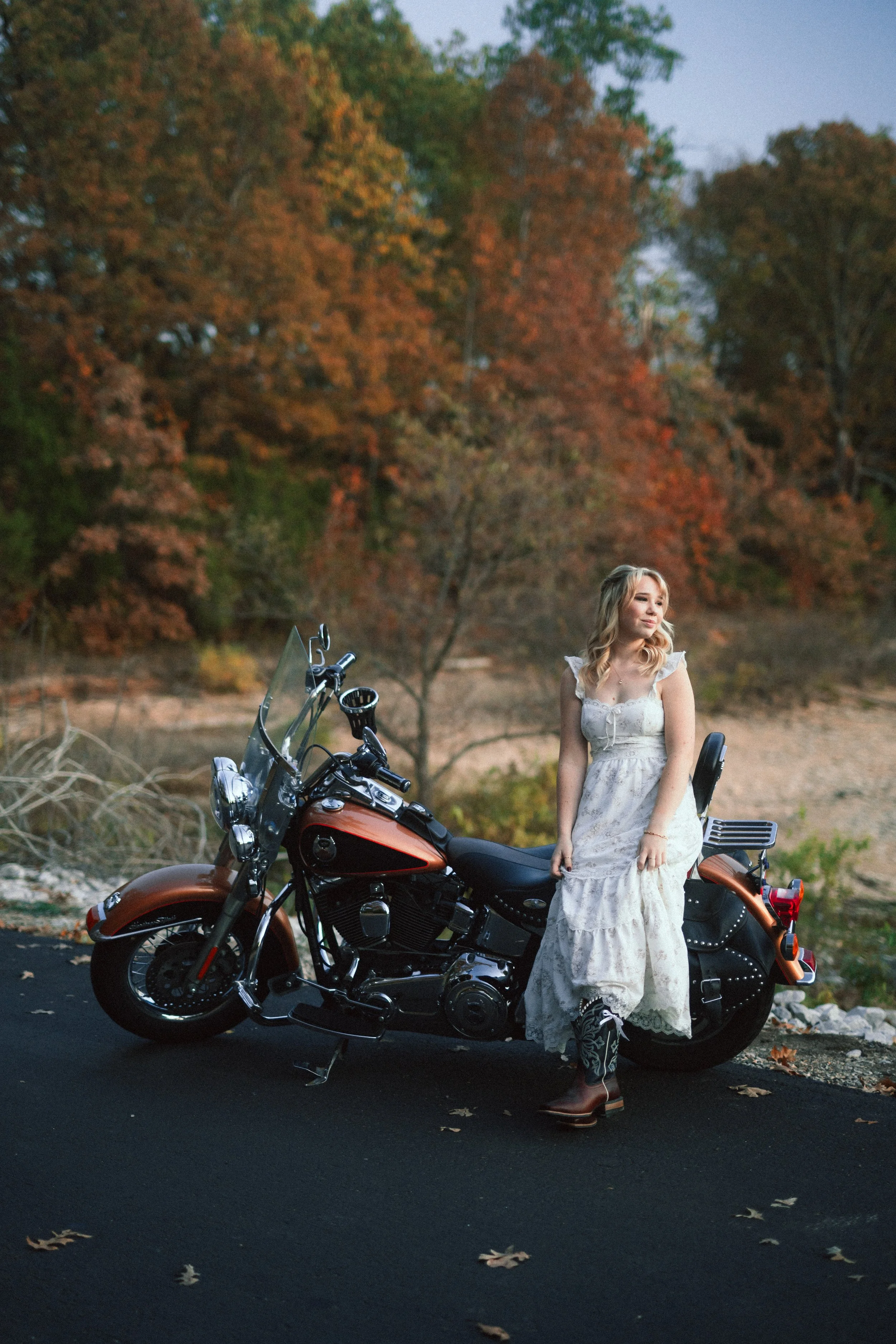 MCKENNA_SENIOR_PHOTOS_FELLOWS_LAKE (84).jpg