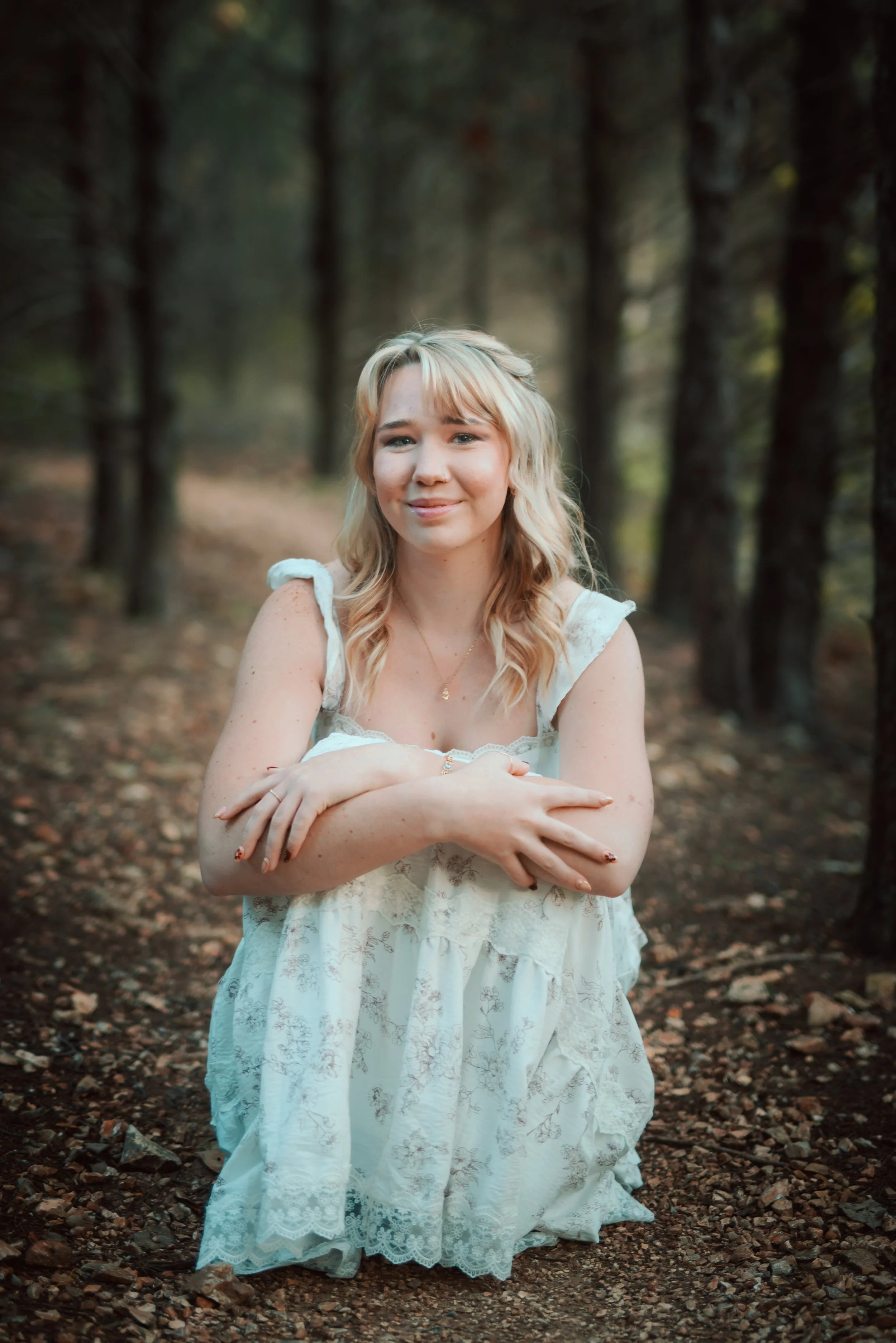 MCKENNA_SENIOR_PHOTOS_FELLOWS_LAKE (34).jpg