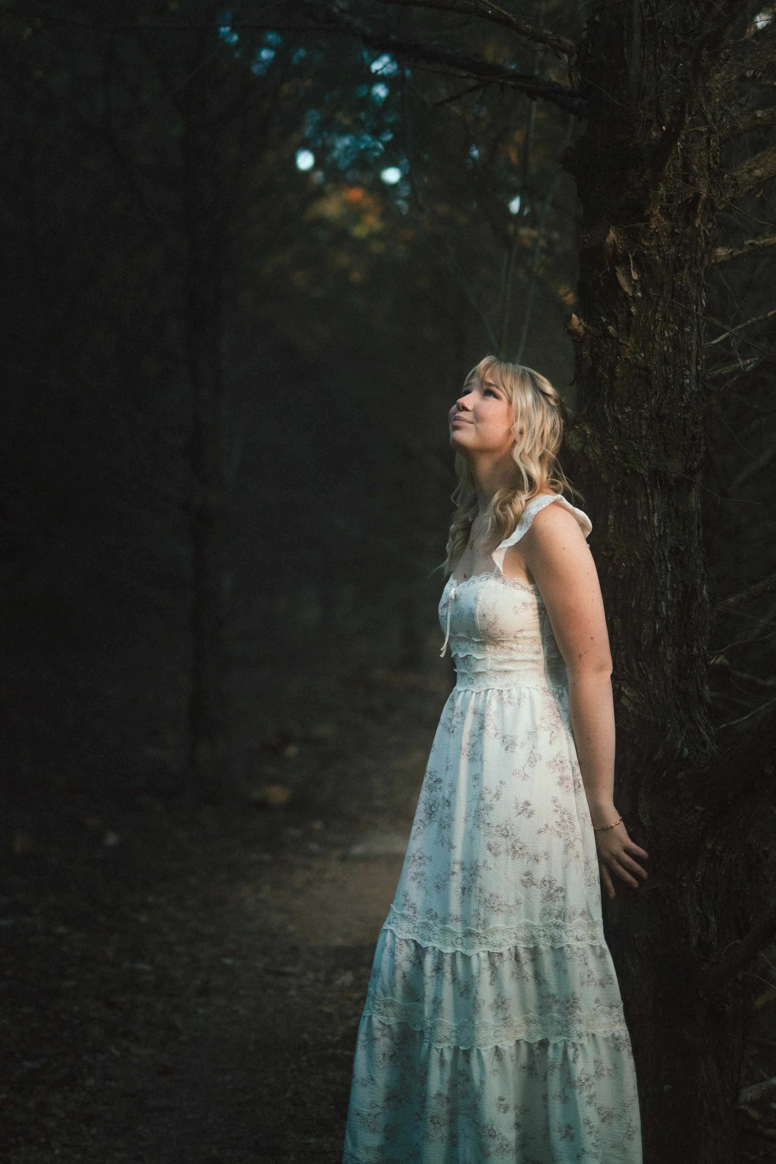 MCKENNA_SENIOR_PHOTOS_FELLOWS_LAKE (31).jpg