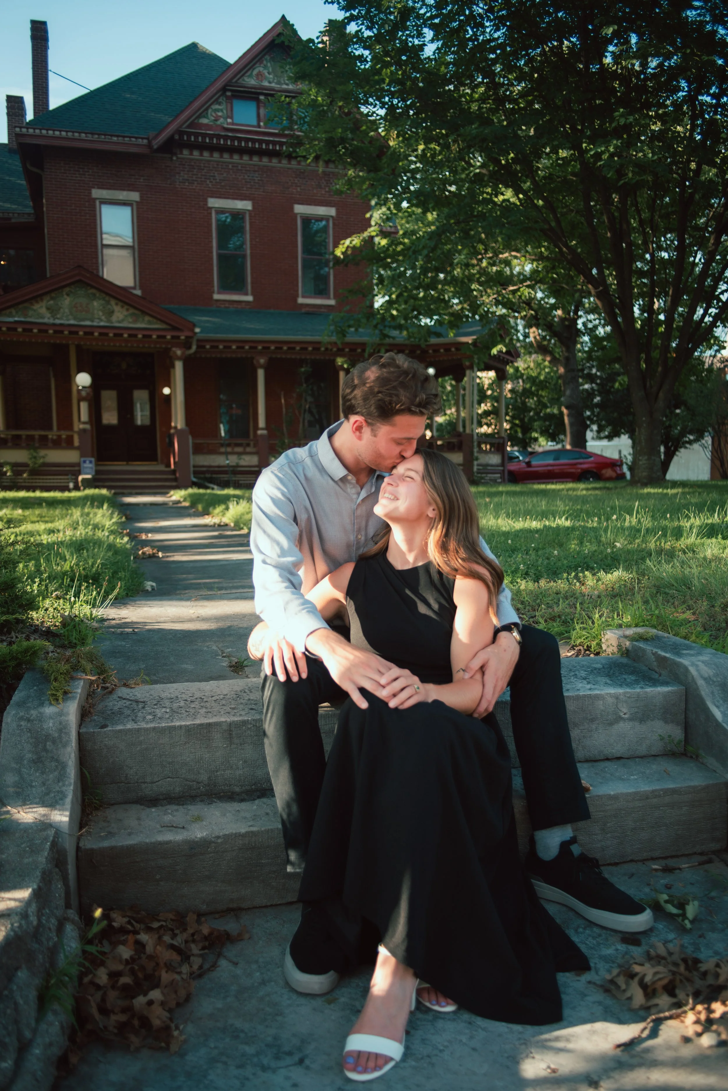 BAYLEE_JOHN_DOWNTOWN_SPRINGFIELD_ENGAGEMENT (53).jpg