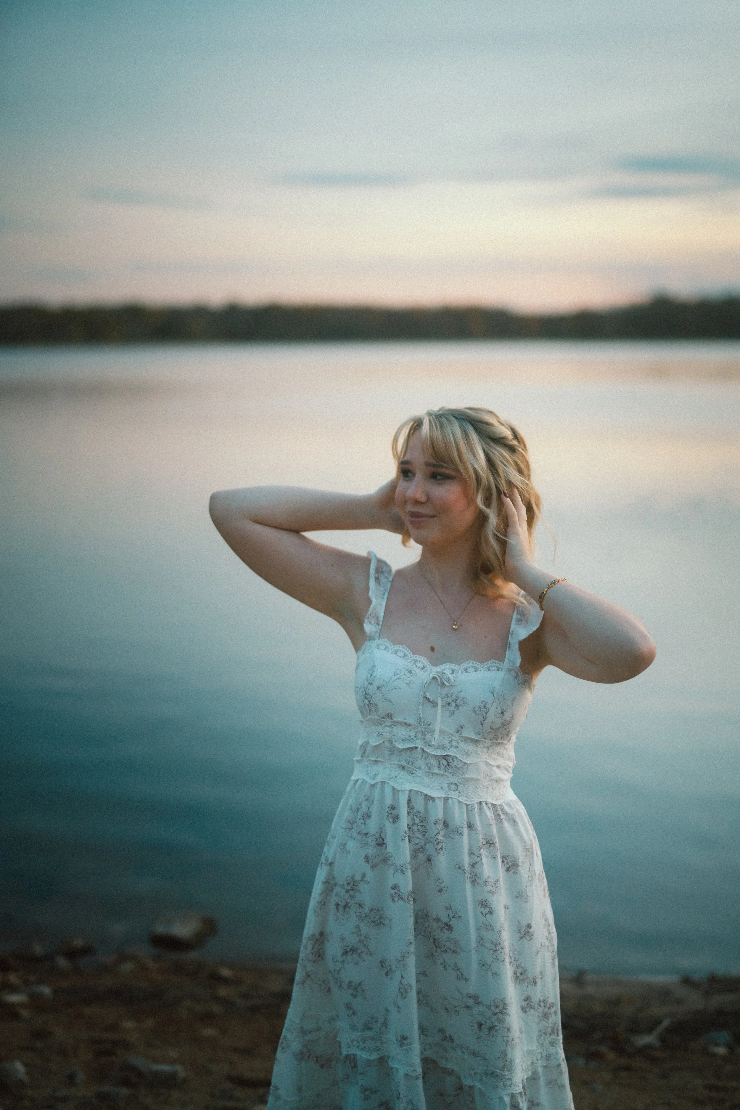MCKENNA_SENIOR_PHOTOS_FELLOWS_LAKE (89).jpg