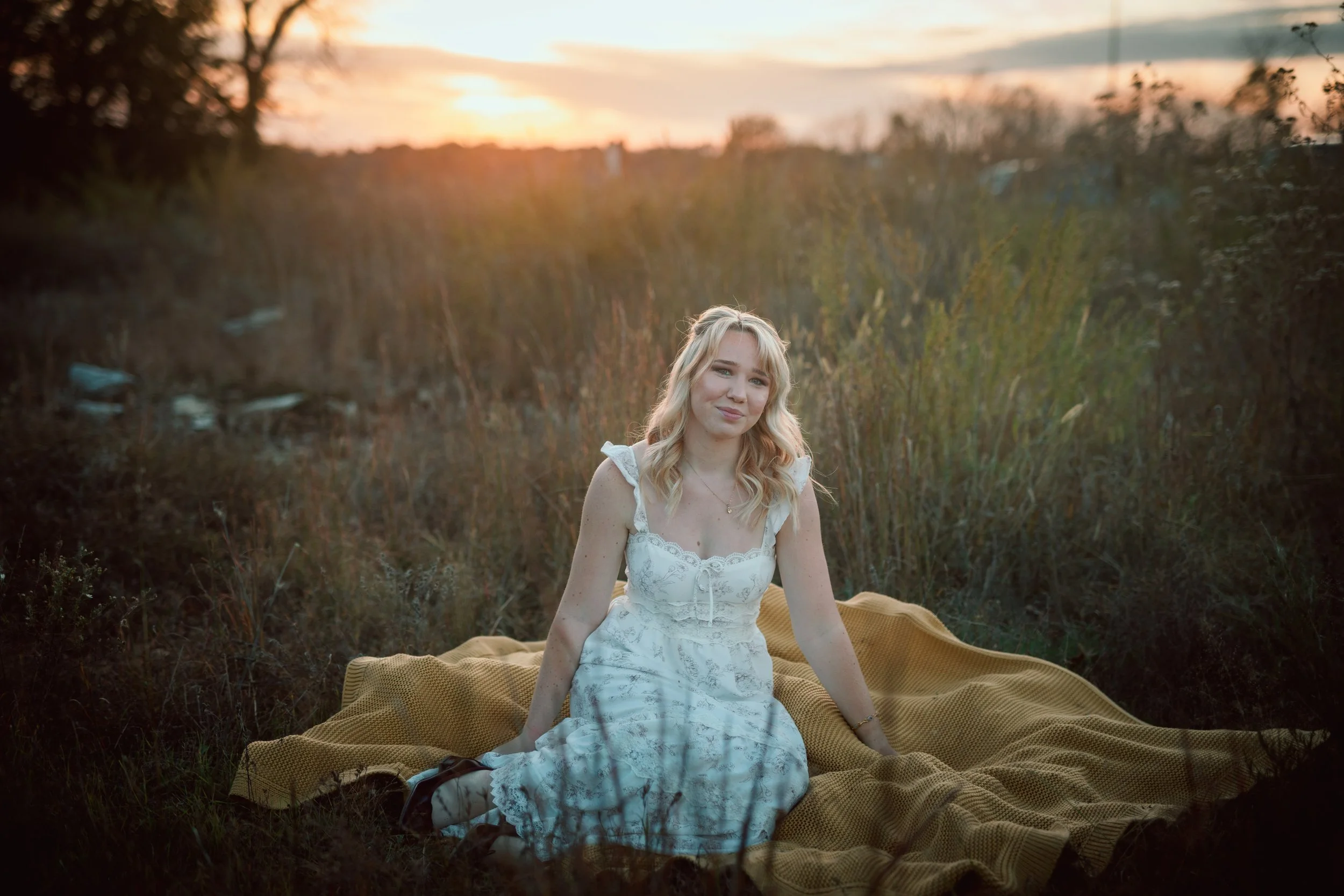 MCKENNA_SENIOR_PHOTOS_FELLOWS_LAKE (54).jpg