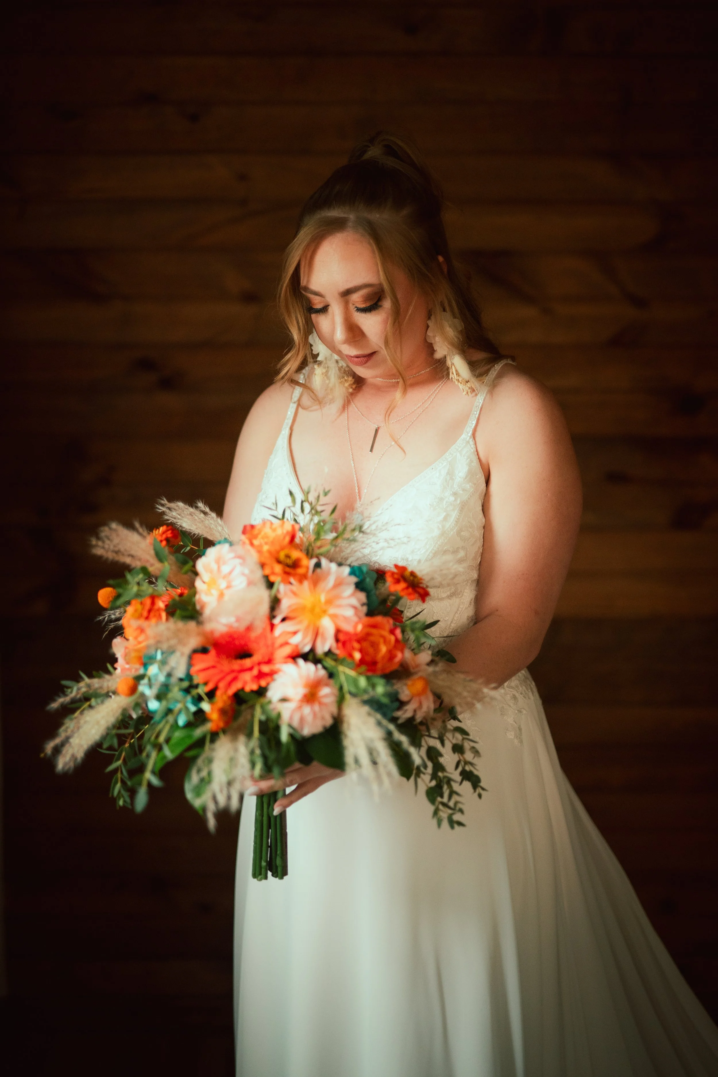 KATI_CHRIS_GETTING_READY (12).jpg