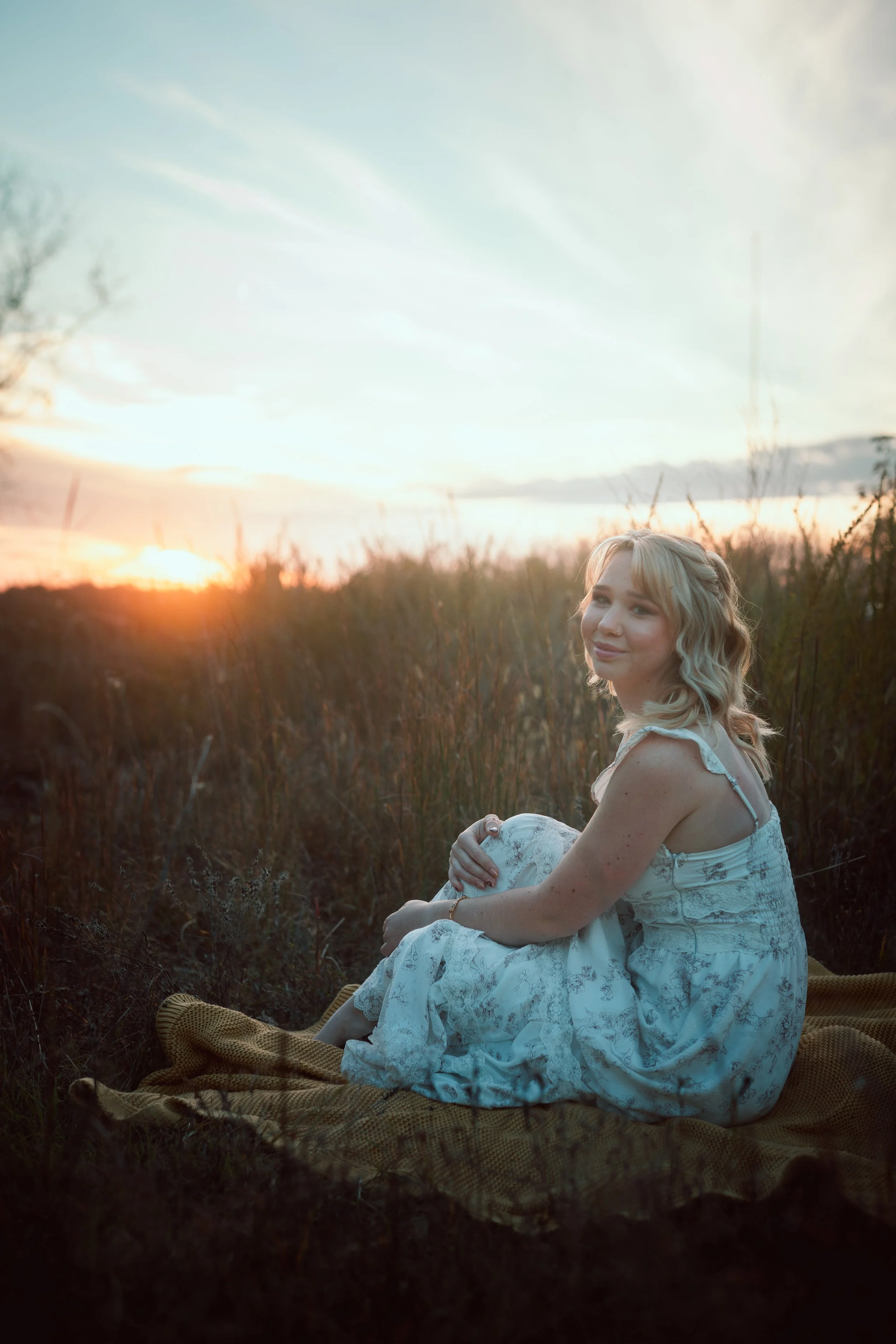 MCKENNA_SENIOR_PHOTOS_FELLOWS_LAKE (71).jpg