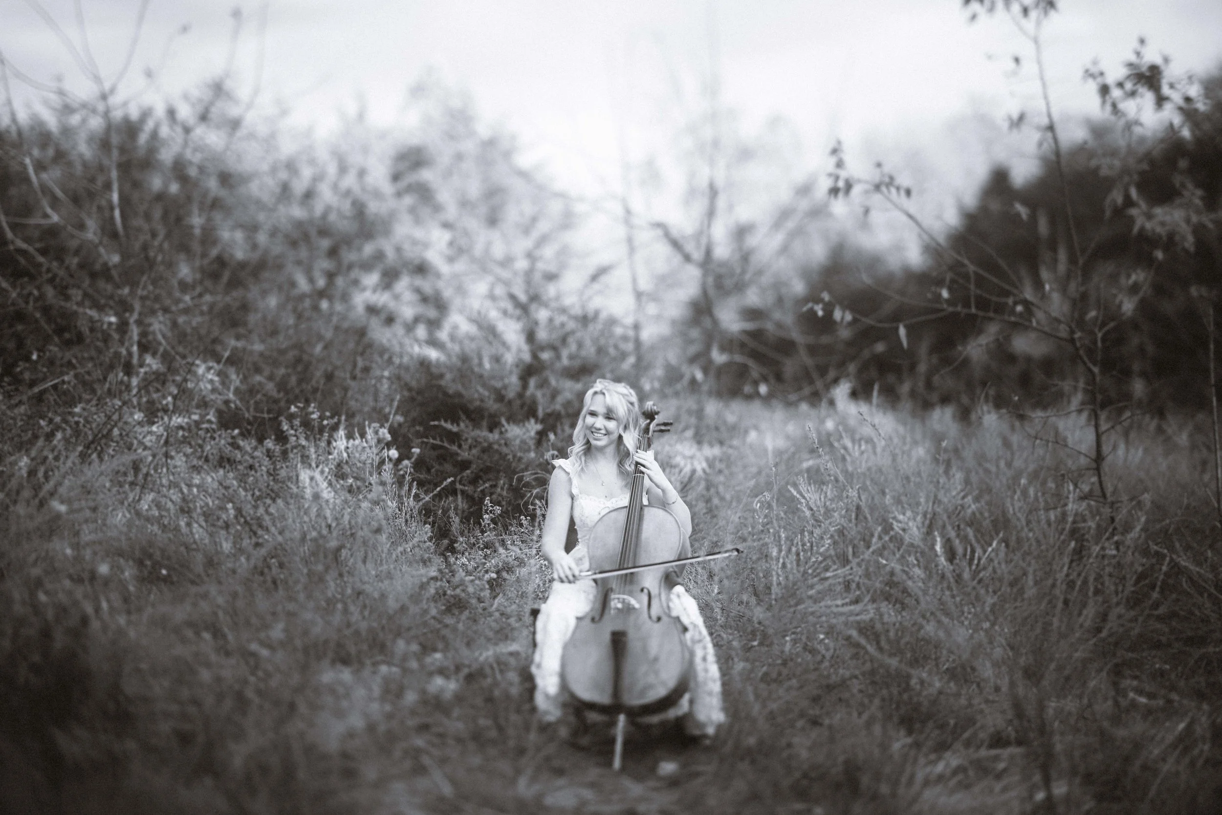 MCKENNA_SENIOR_PHOTOS_FELLOWS_LAKE (2).jpg