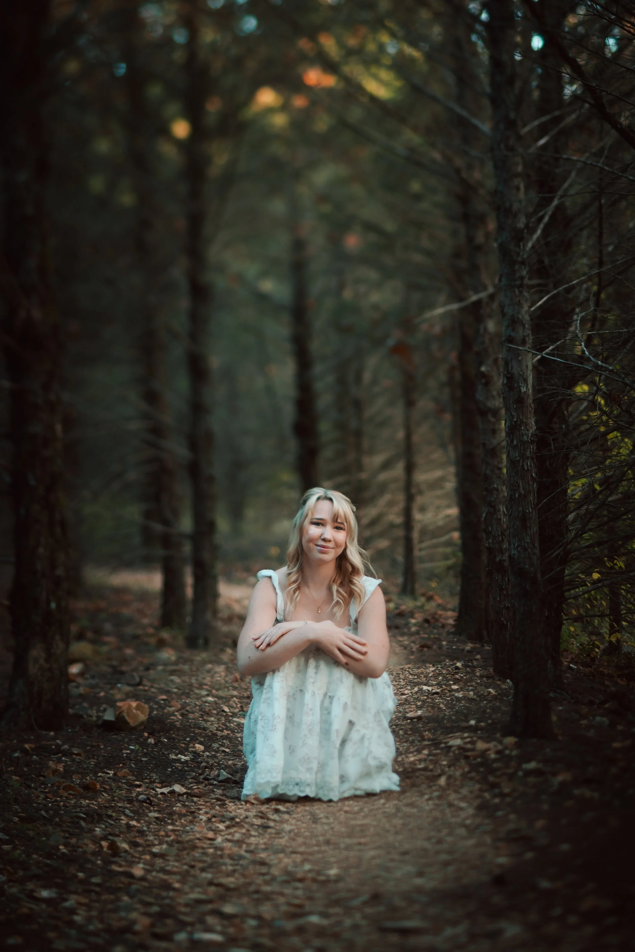 MCKENNA_SENIOR_PHOTOS_FELLOWS_LAKE (33).jpg